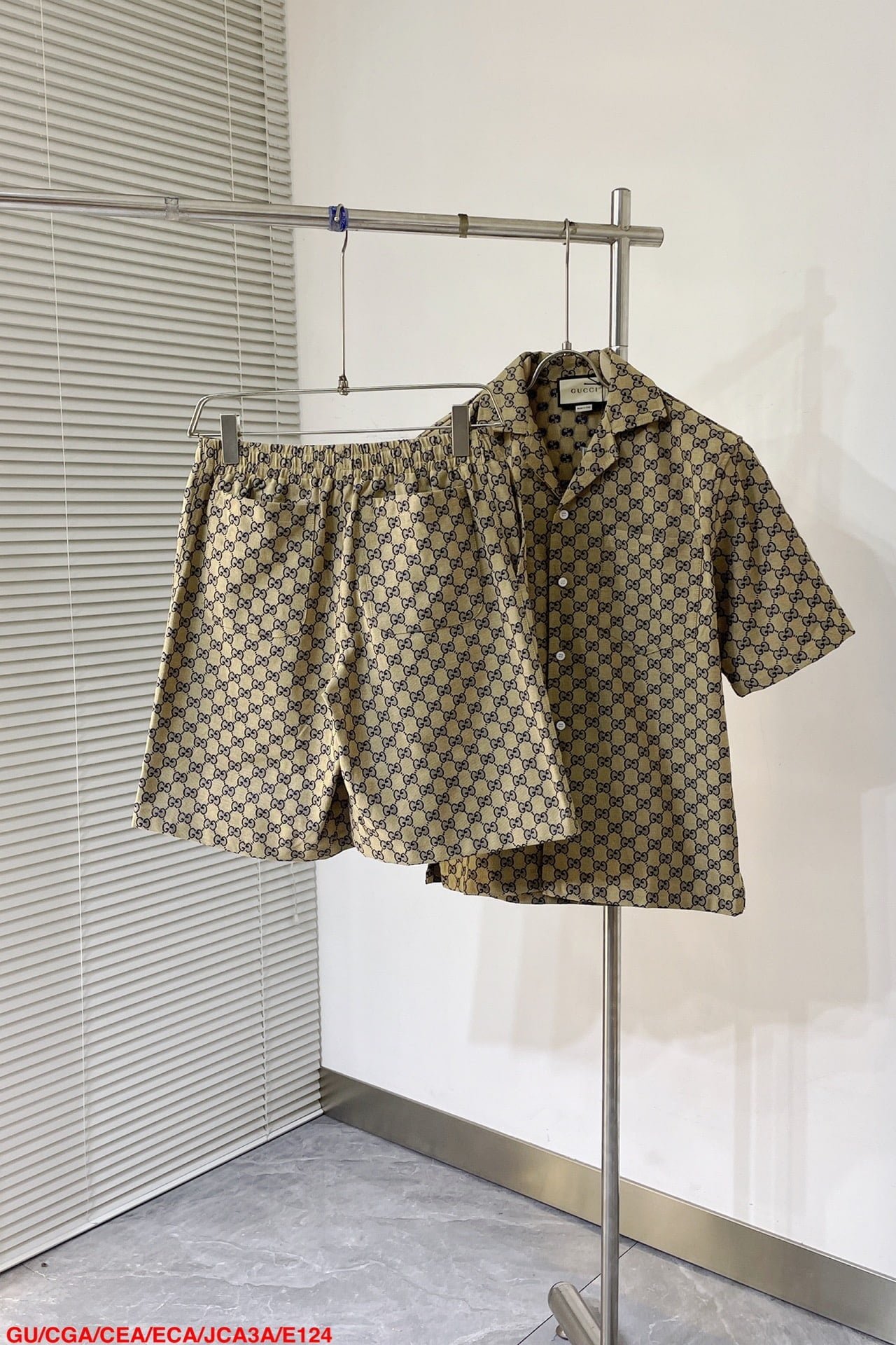Gucci gg linen blend canvas shirt+gg supreme linen shorts