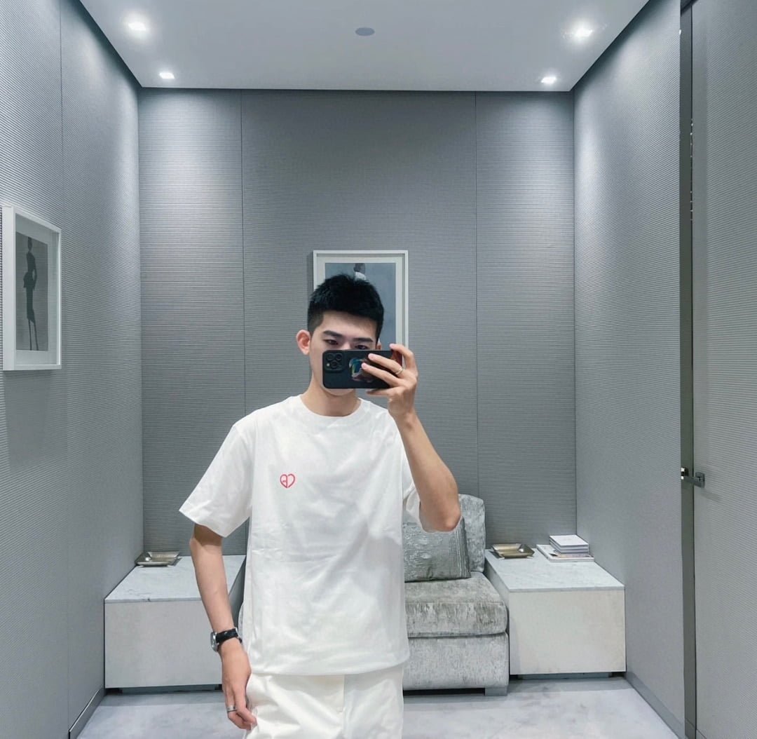 Dior CD Heart Relaxed-Fit T-Shirt