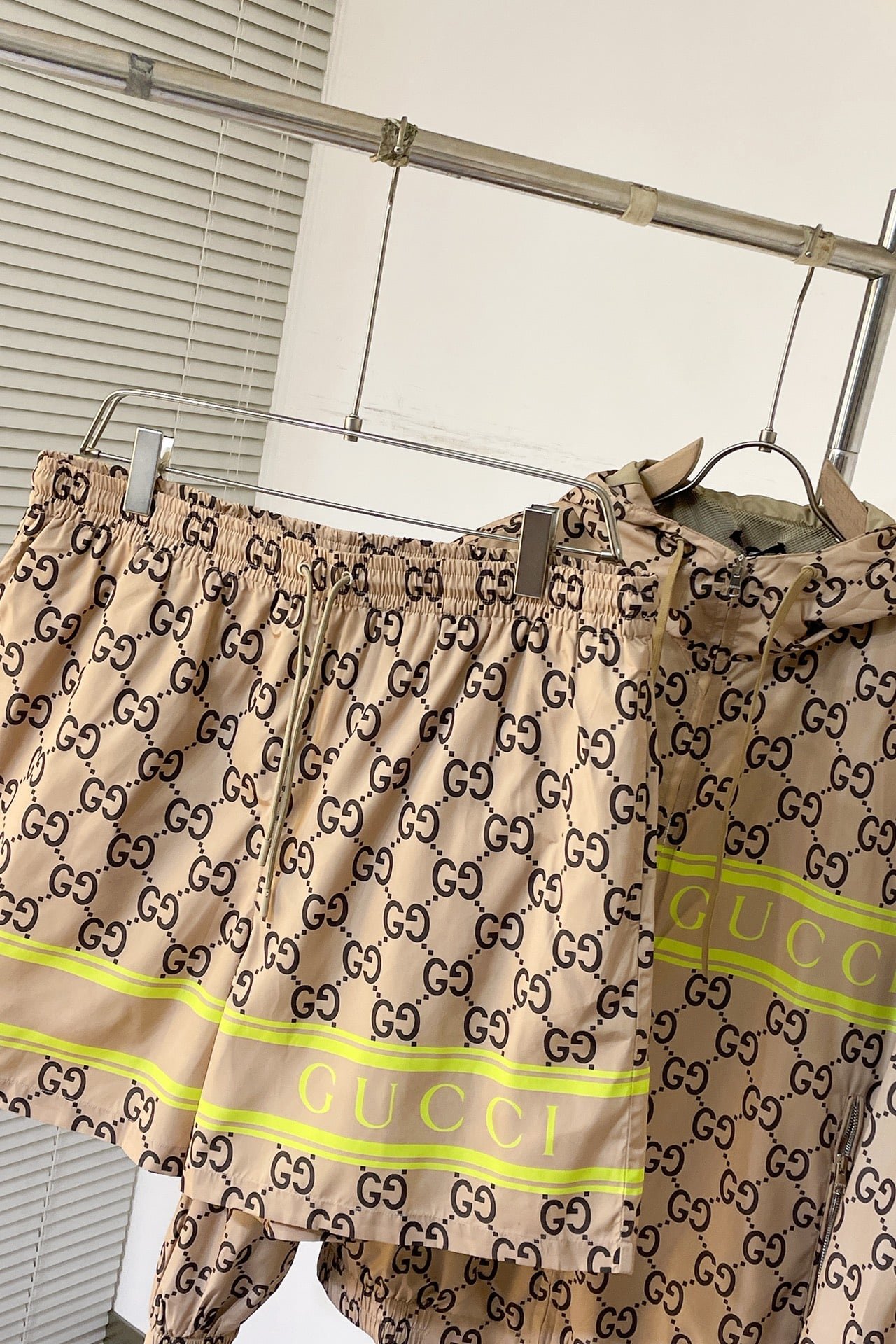 Gucci light nylon GG print hooded jacket+shorts