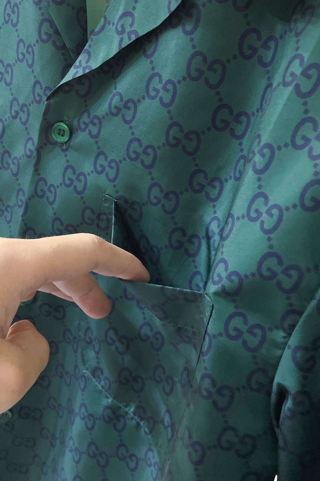 Gucci GG print silk shirt