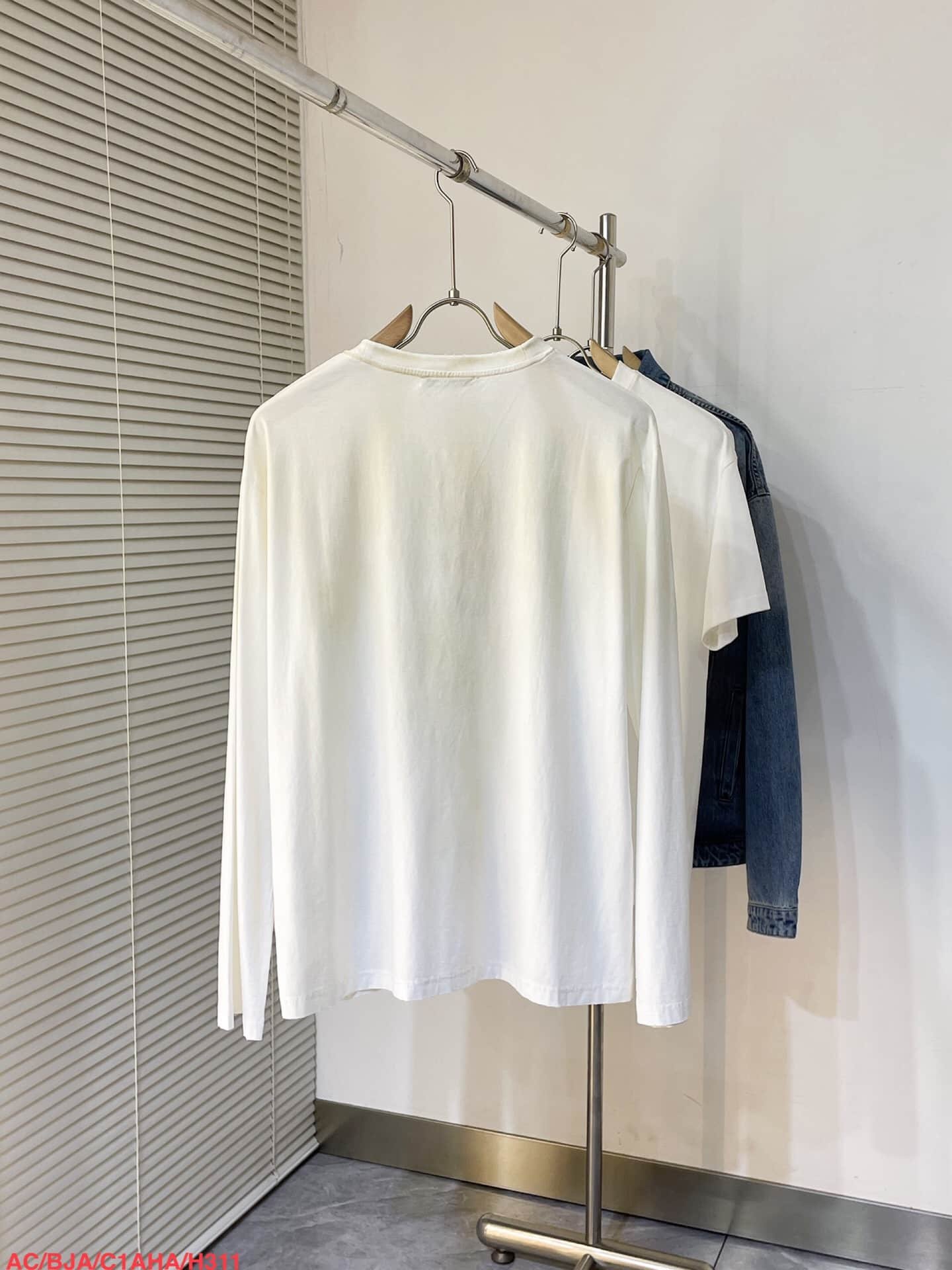 Logo t-shirt   Relaxed fit