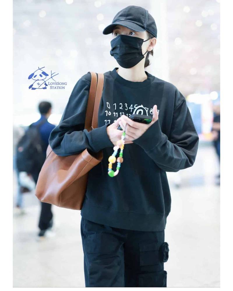 MM6 sweatshirt
