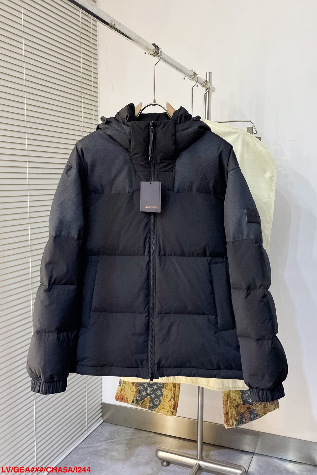 Down Blouson