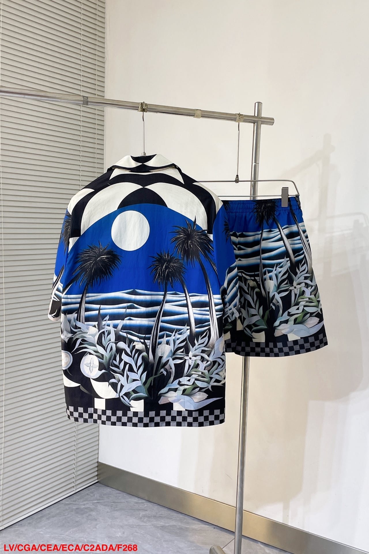 LV Printed Short-Sleeved Cotton Shirt+Technical Cotton Jersey Shorts
