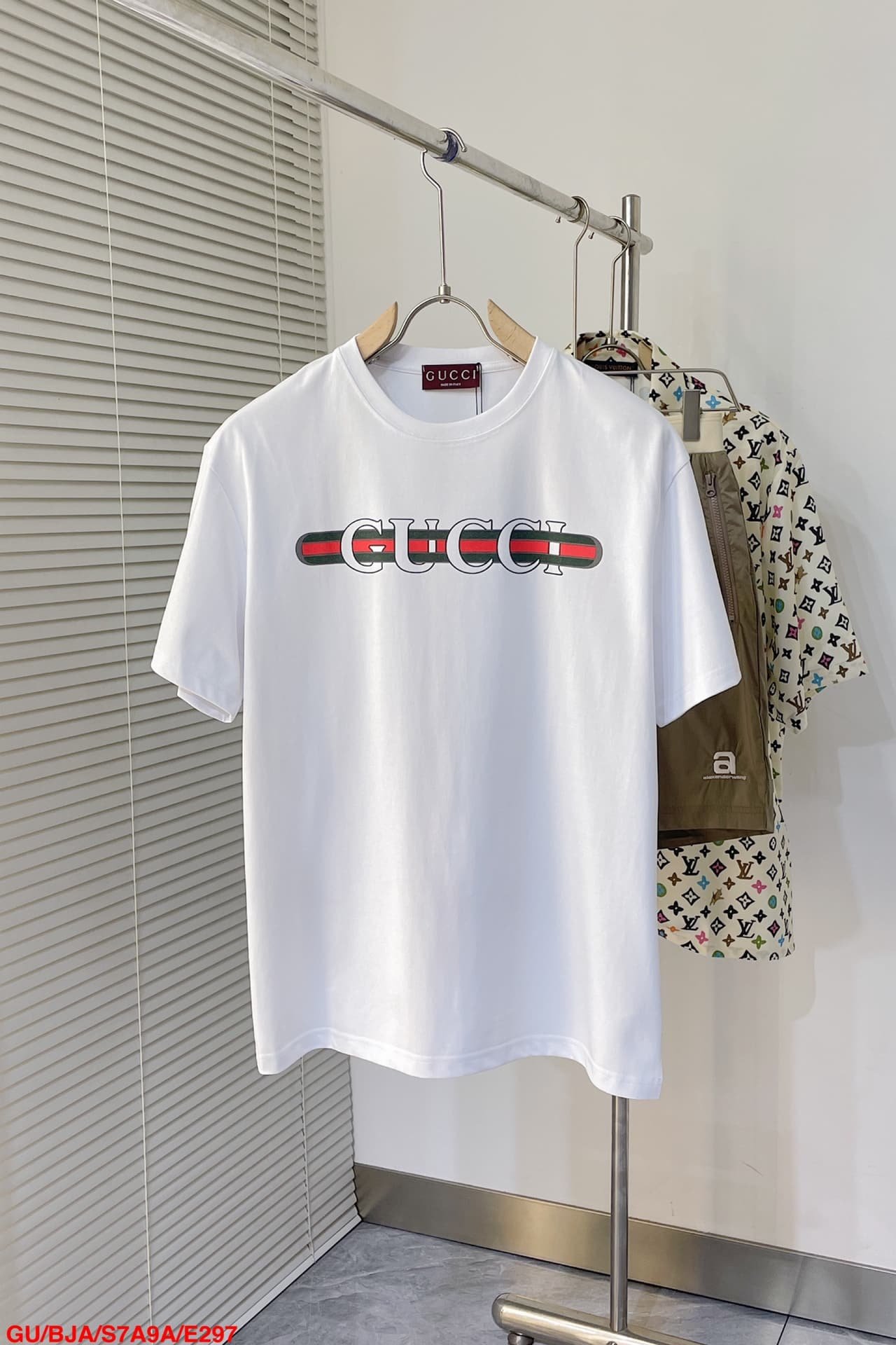 Cotton jersey T-shirt with gucci print