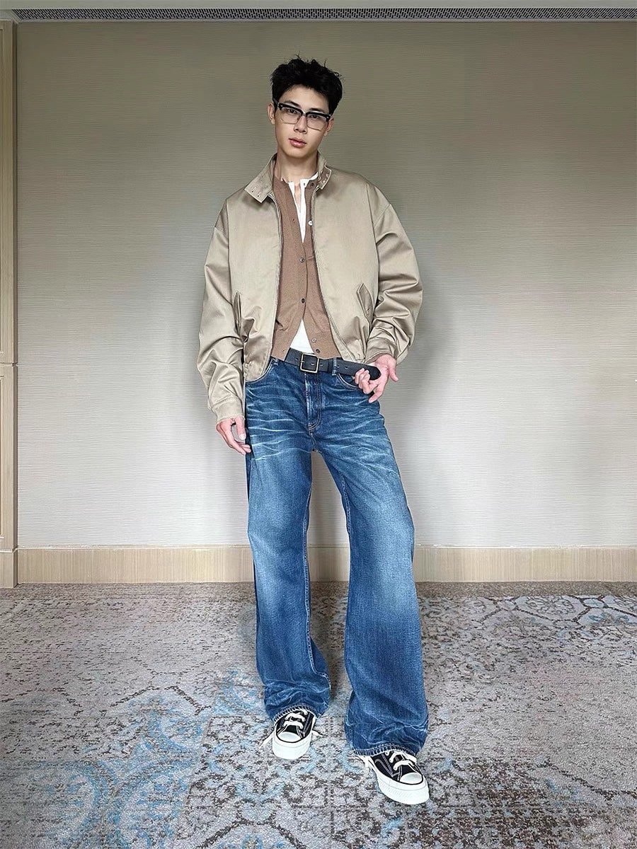 Loose fit jeans