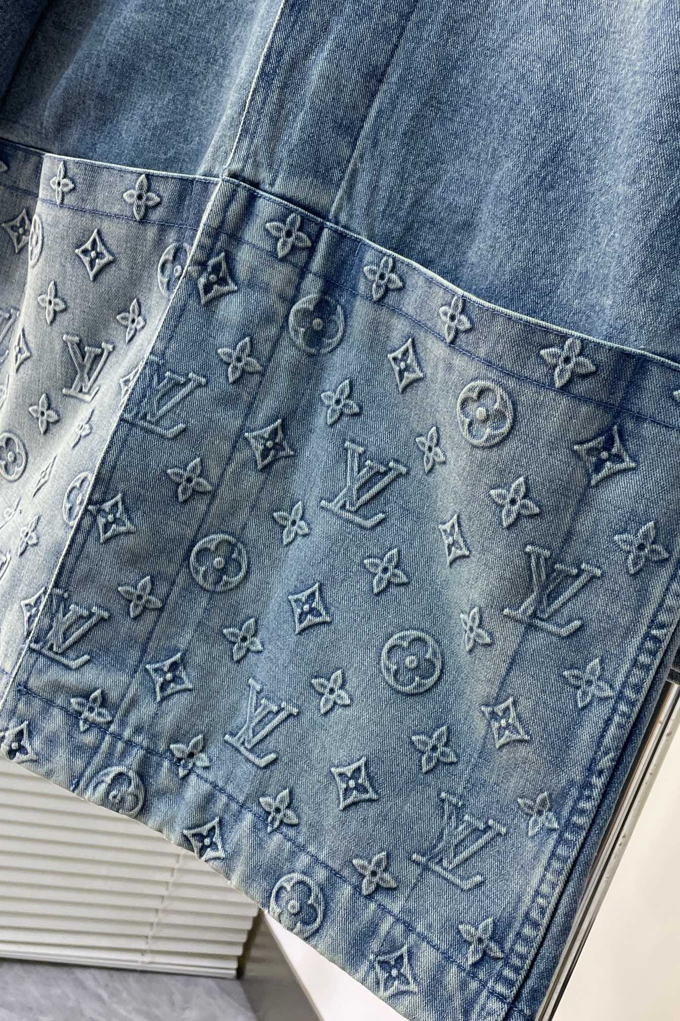 LV Short-Sleeved Denim Workwear Shirt+shorts