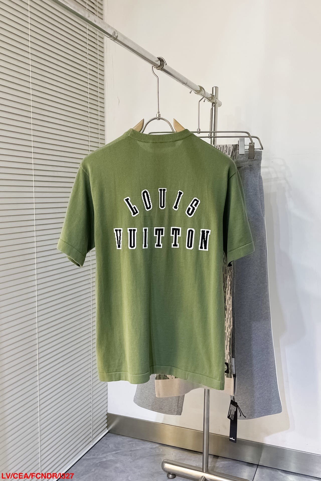 Short-Sleeved Cotton Crewneck