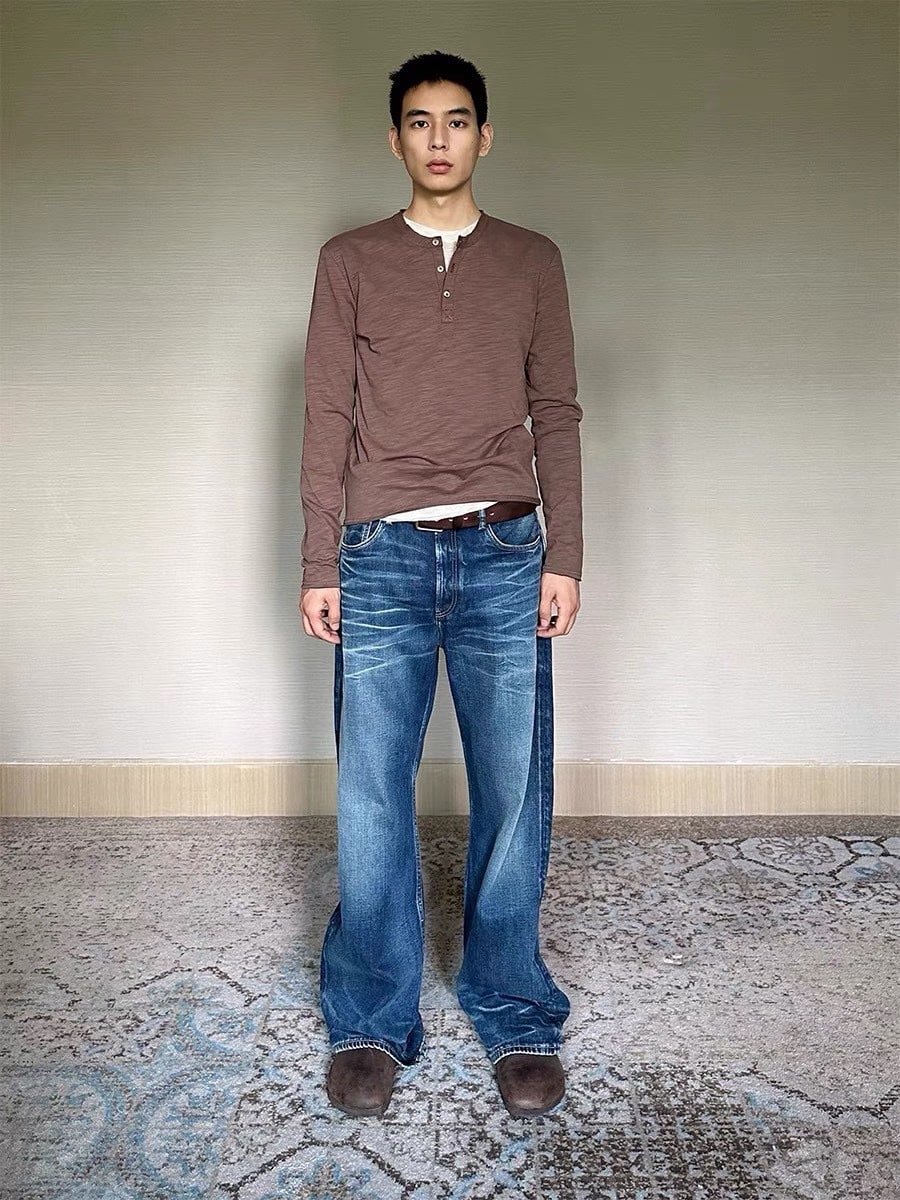 Loose fit jeans