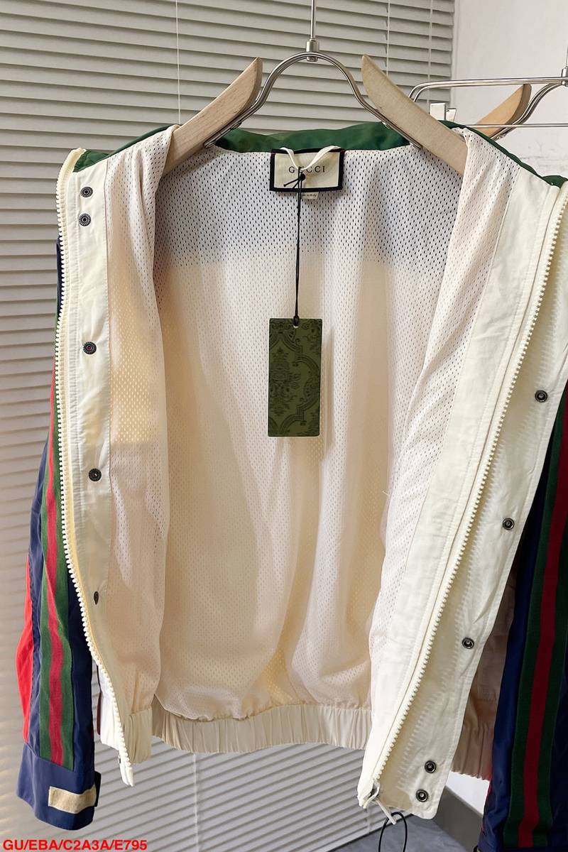 Gucci cotton nylon jacket with patch