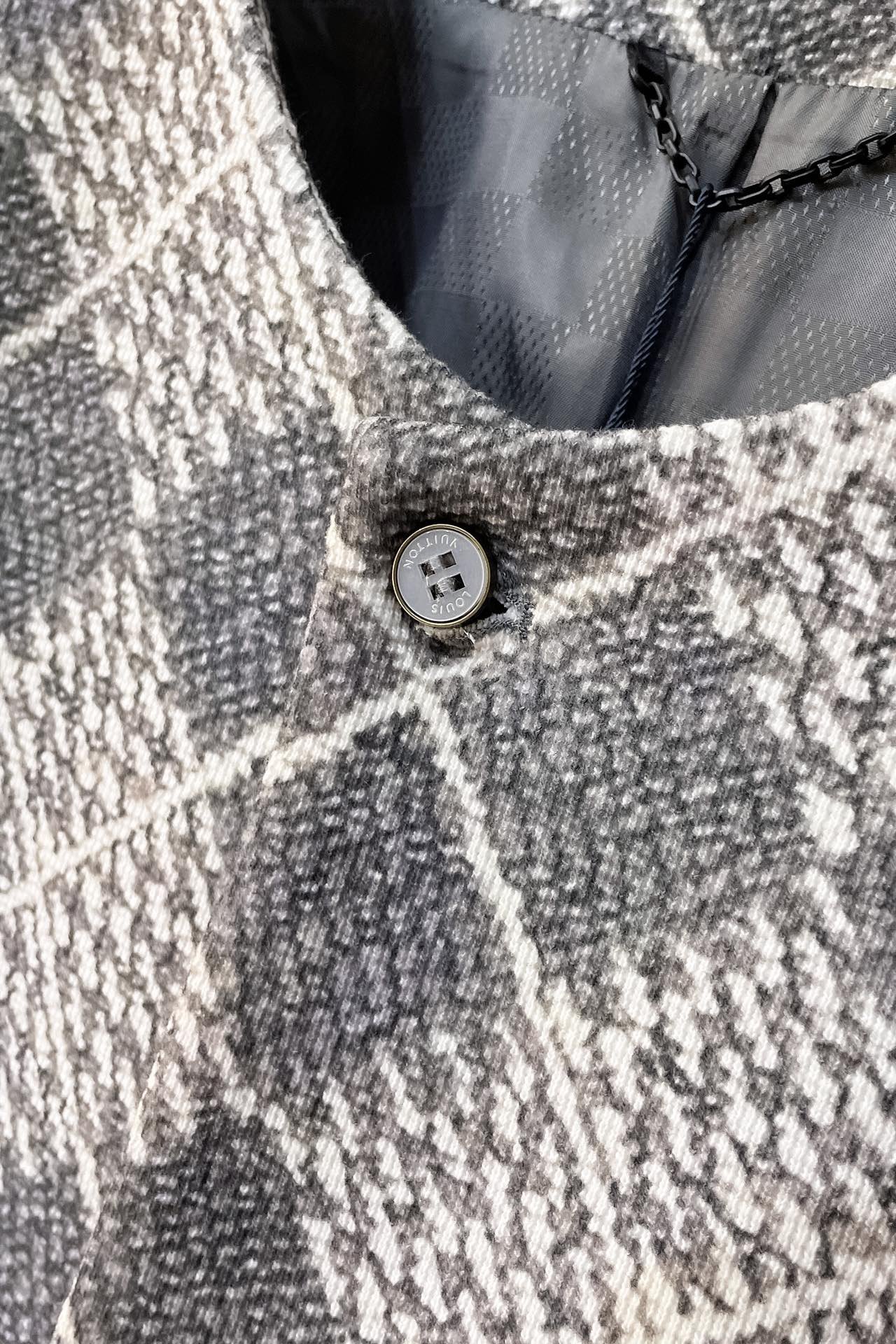 Chic Collarless Wool Jacket