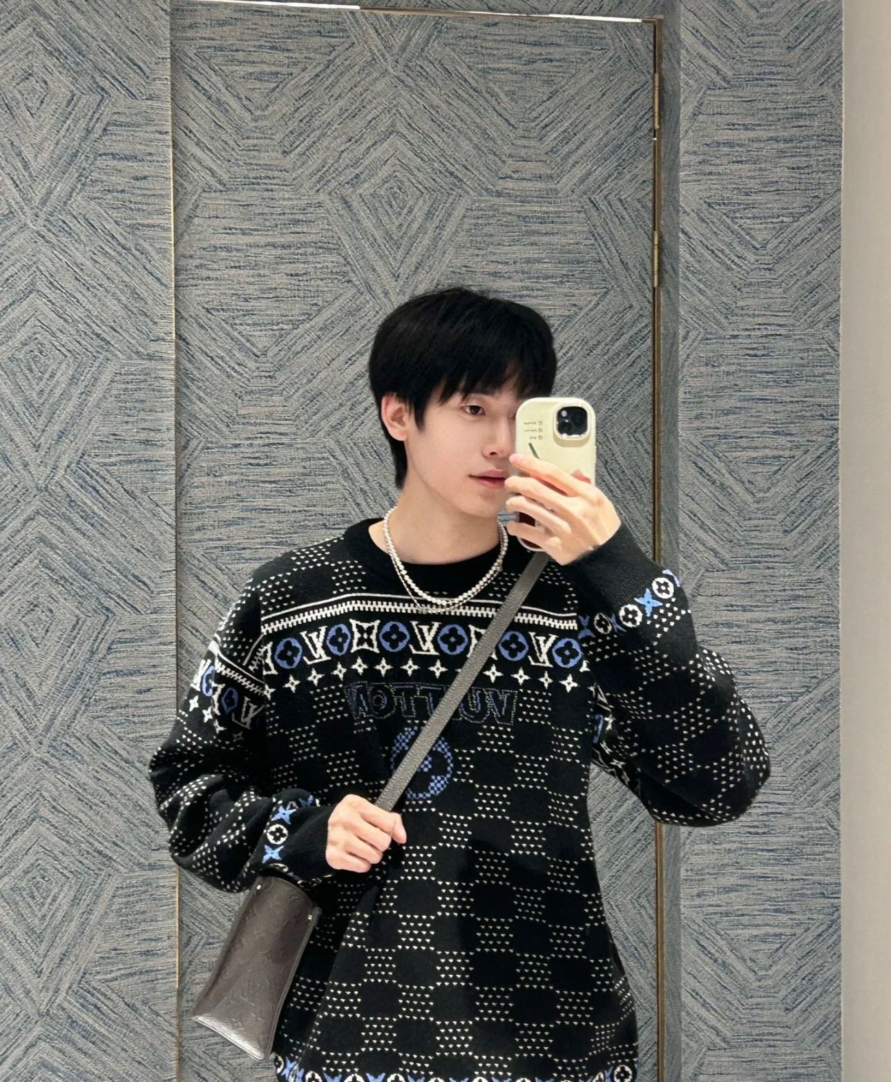 Jacquard Wool Pullover