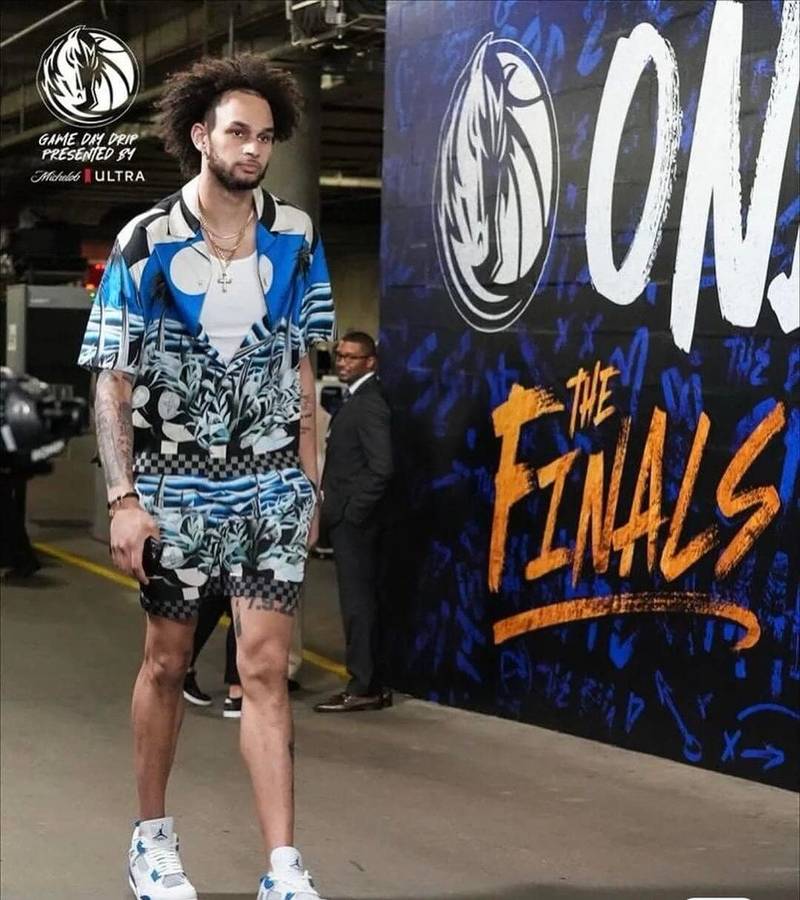LV Printed Short-Sleeved Cotton Shirt+Technical Cotton Jersey Shorts