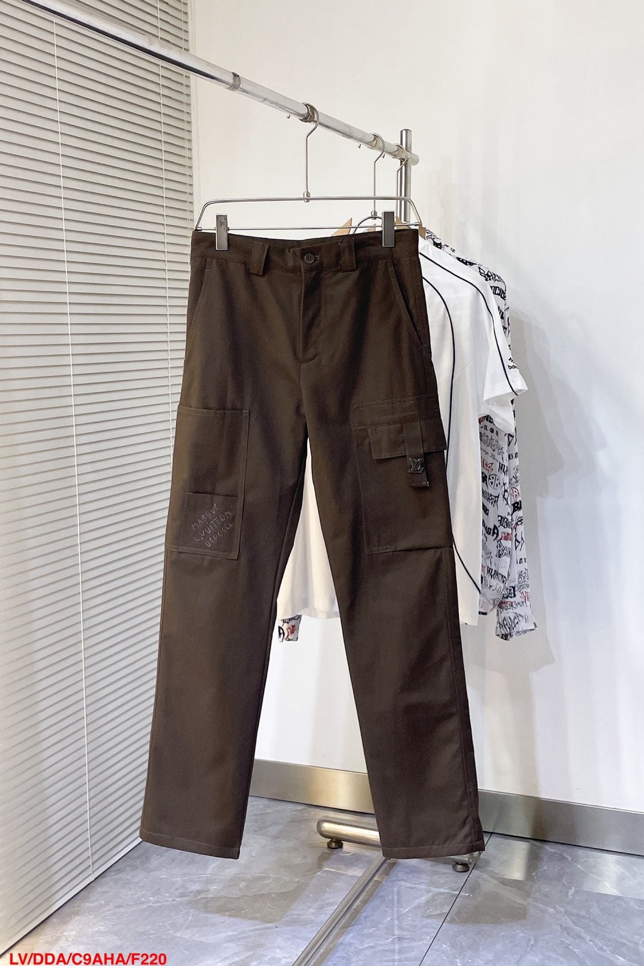 LV Signature Cotton Cargo Pants