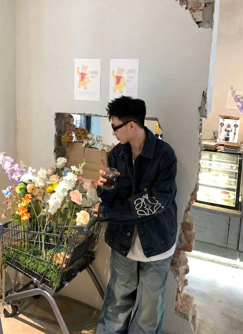 Loewe Anagram jacket in denim+Anagram baggy jeans in denim