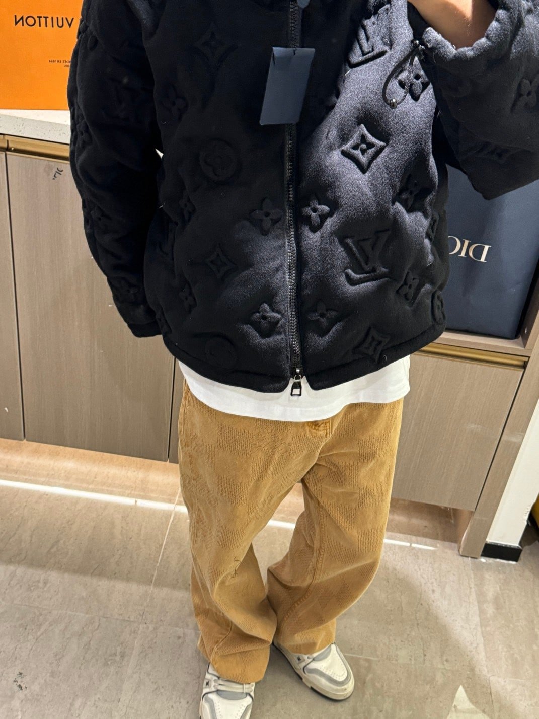 LV MONOGRAM BOYHOOD