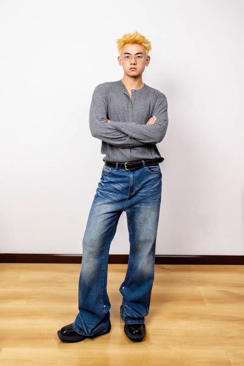 Loose fit jeans