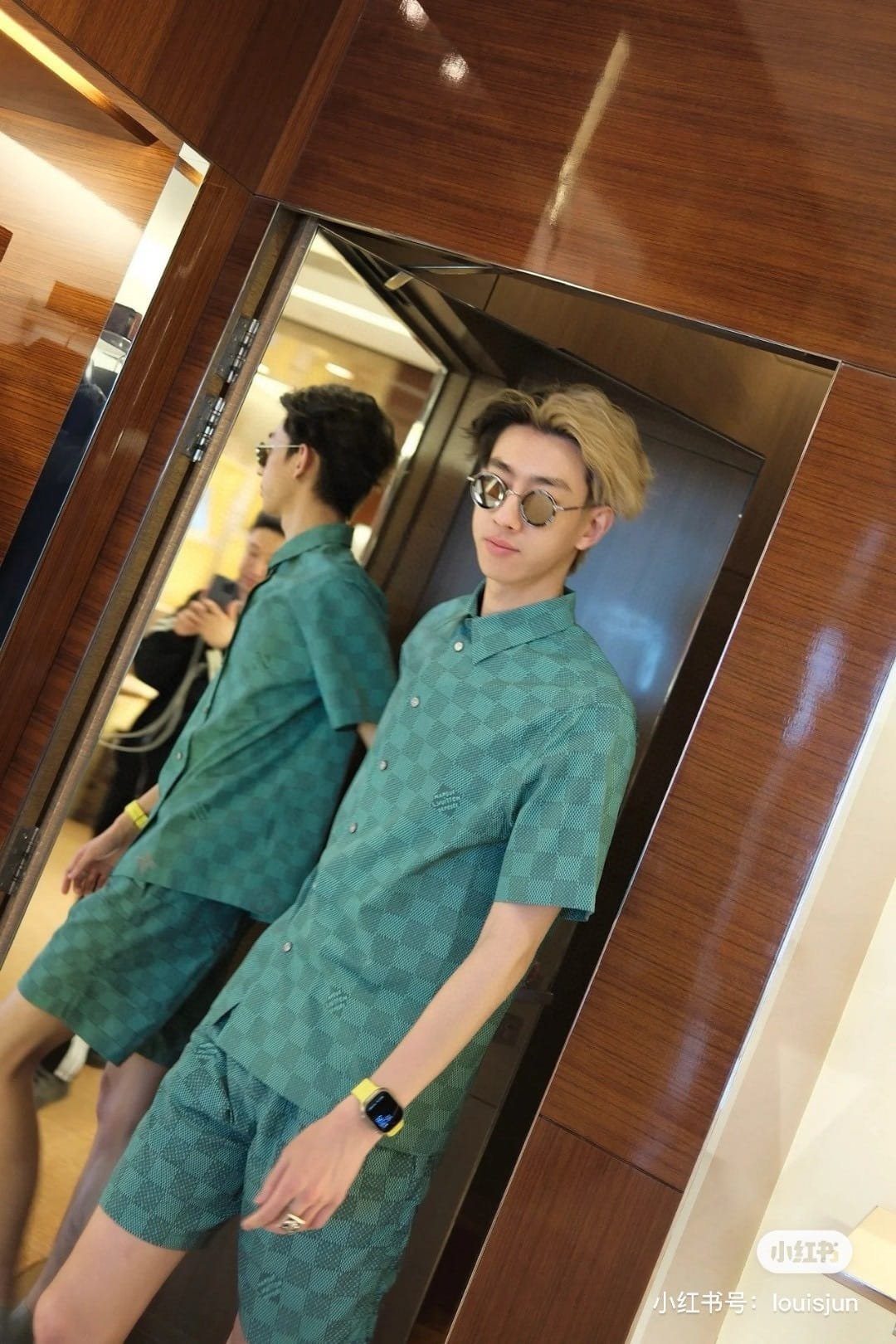 LV Printed Short-Sleeved Cotton Shirt+Printed Nylon Swimshorts