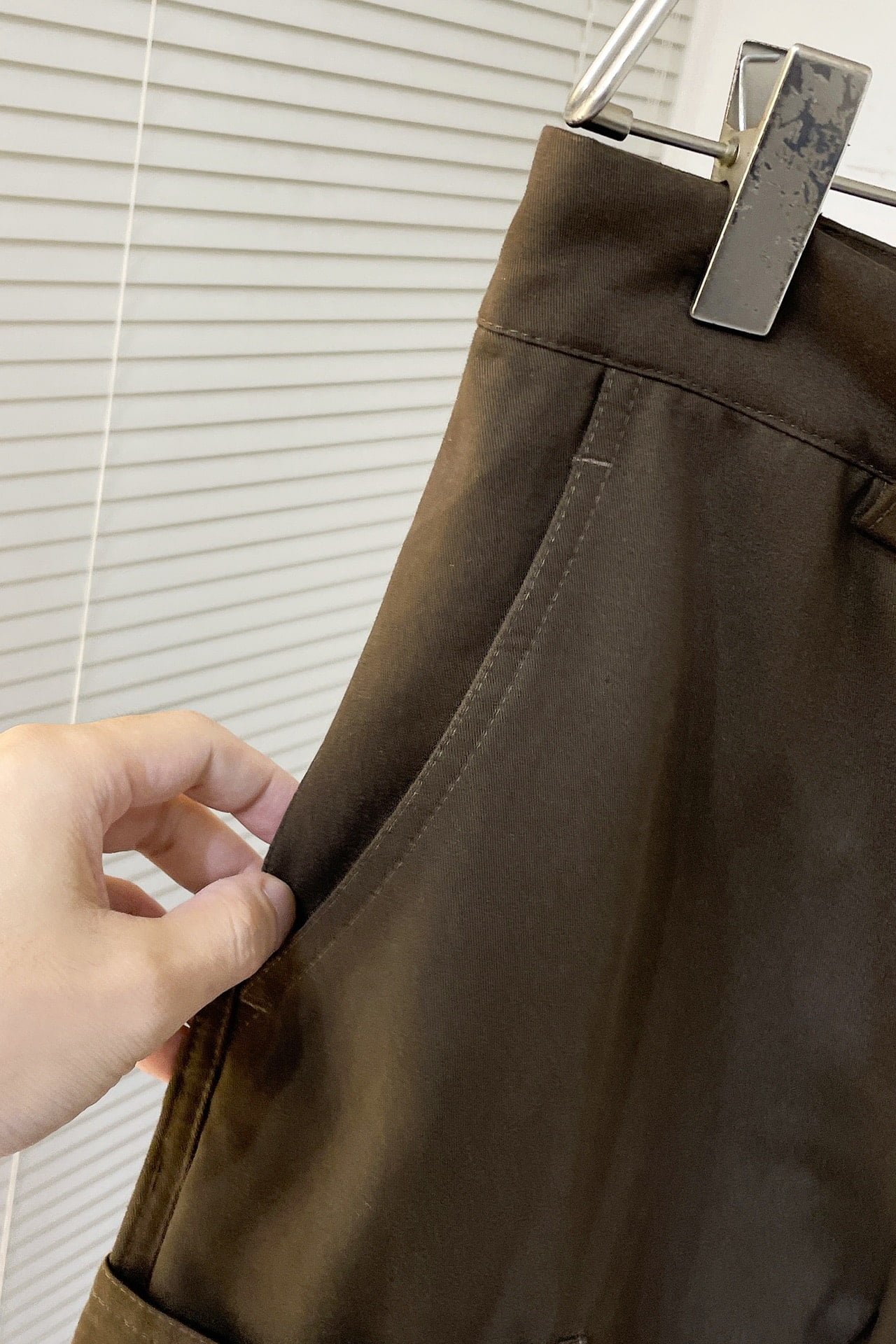 LV Signature Cotton Cargo Pants