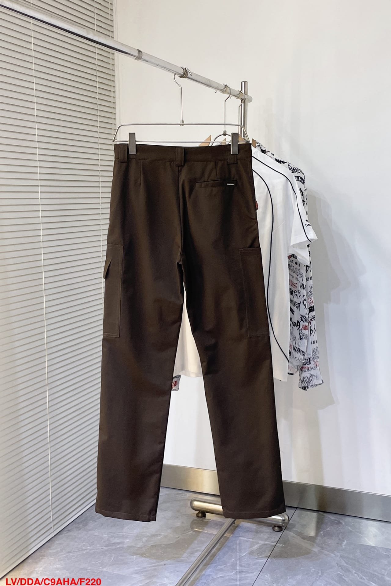 LV Signature Cotton Cargo Pants