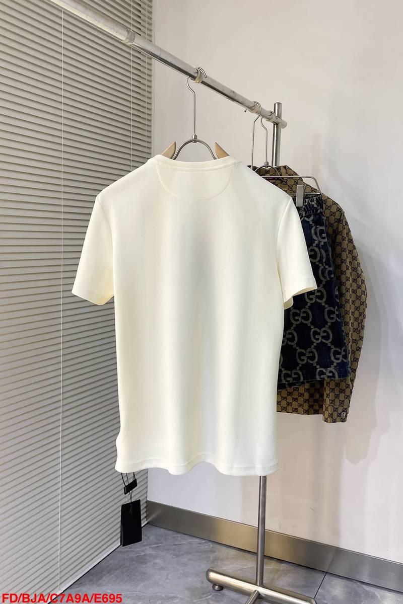 Fendi Embroidered T-shirt