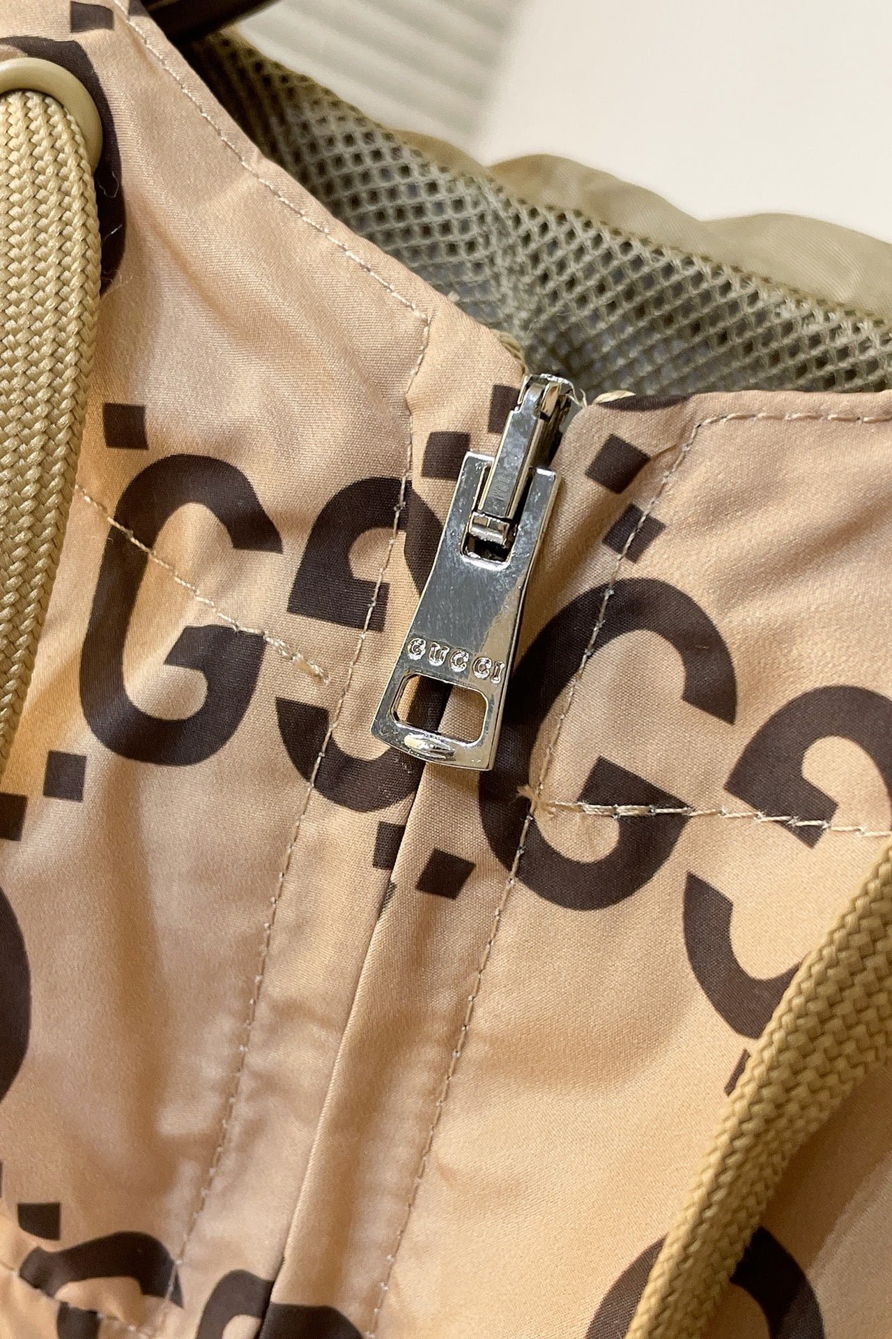 Gucci light nylon GG print hooded jacket+shorts