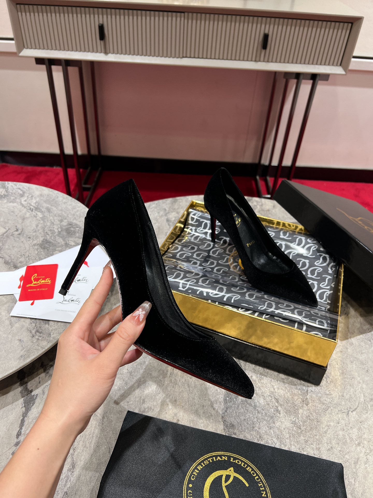 Louboutin Kate Max 100 mm Pumps - Velvet d'Or - Black - Women Black