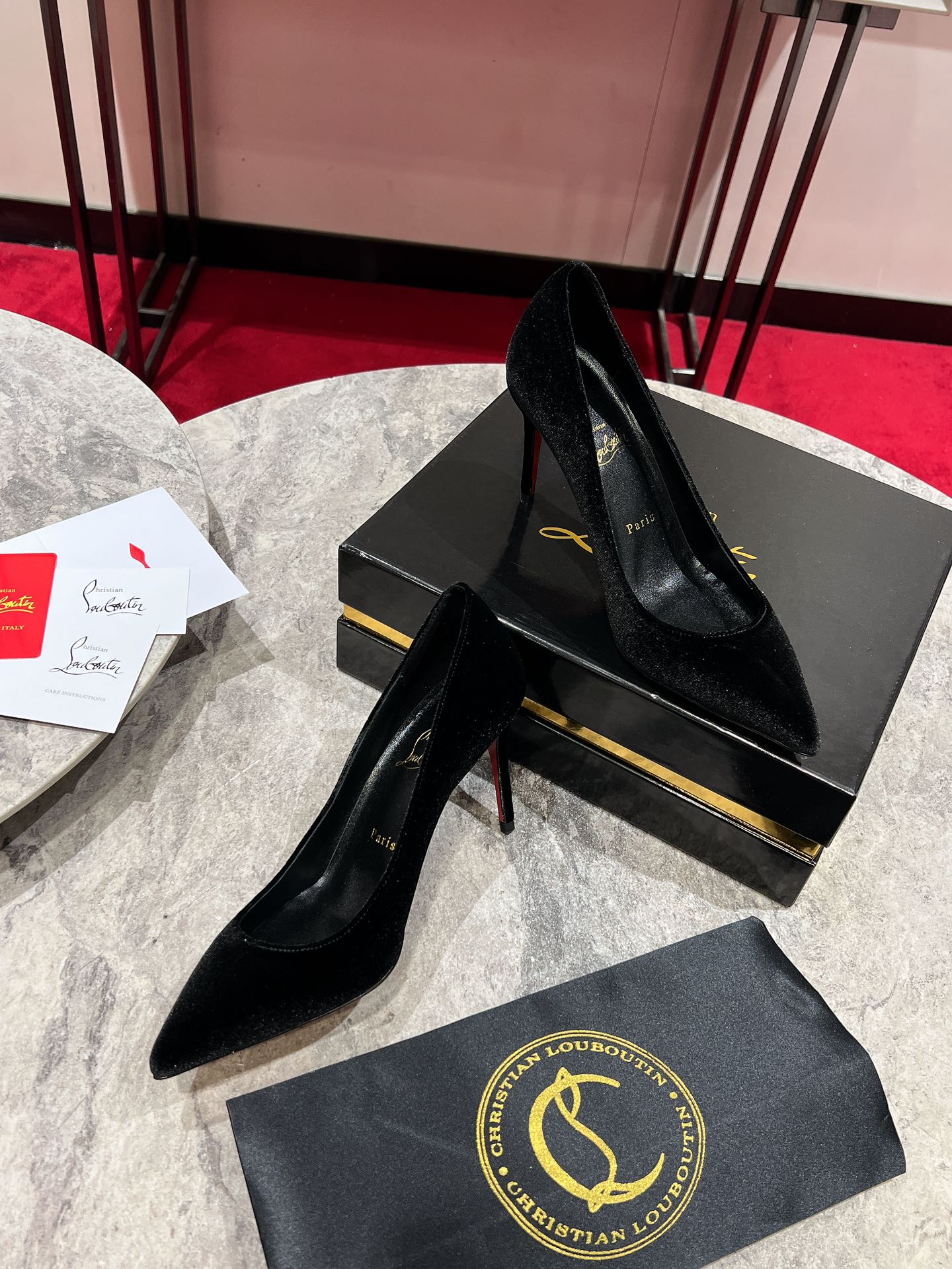 Louboutin Kate Max 100 mm Pumps - Velvet d'Or - Black - Women Black