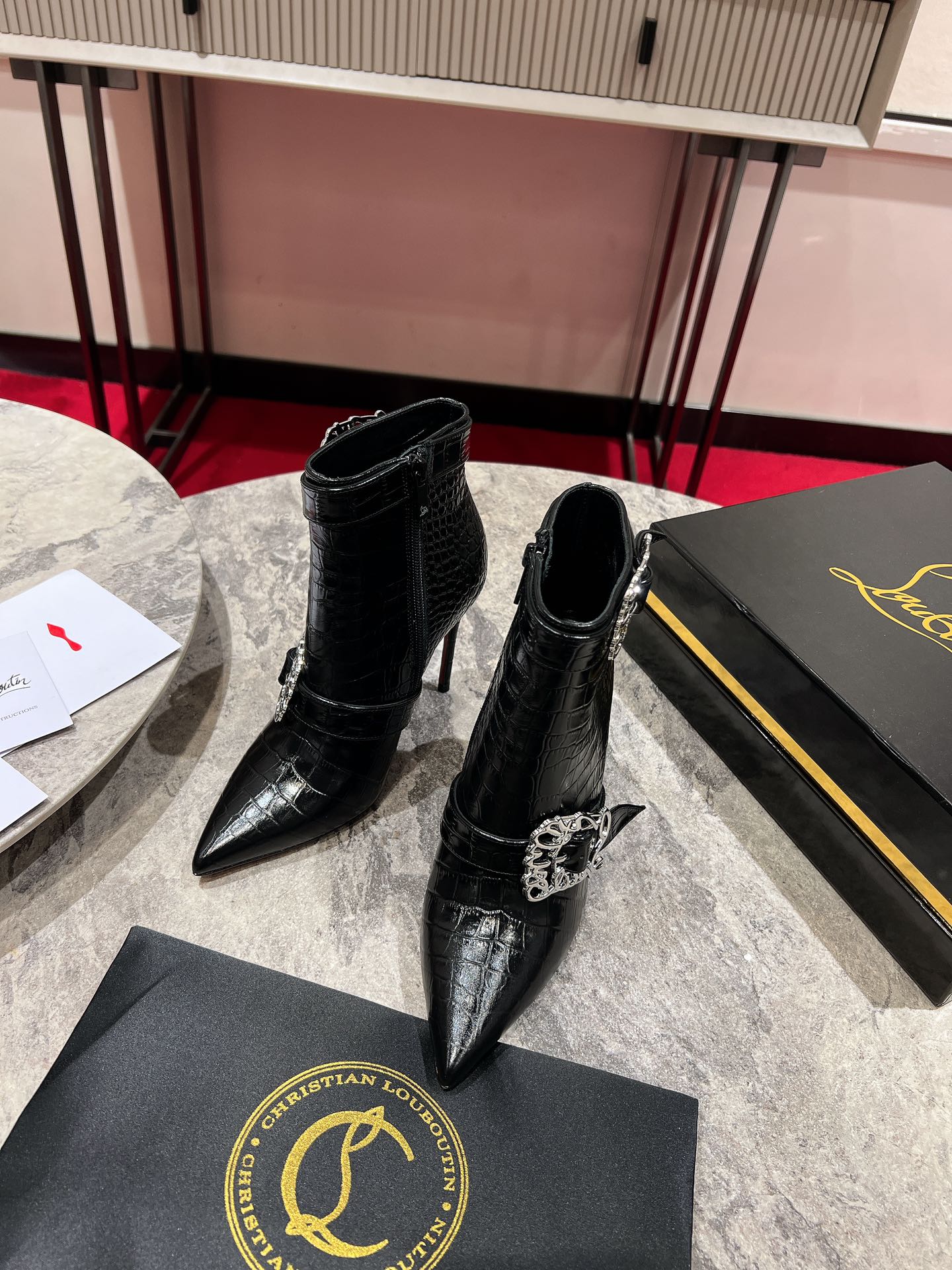 Louboutin Giddylina Booty 100 mm Low Boots - Calf leather - Black - Women