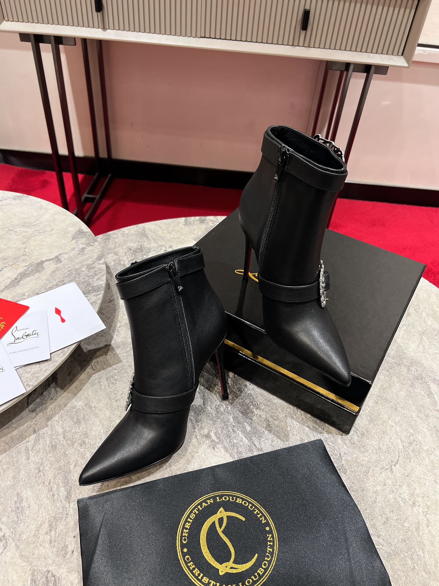 Louboutin Giddylina Booty 100 mm Low Boots - Calf leather - Black - Women