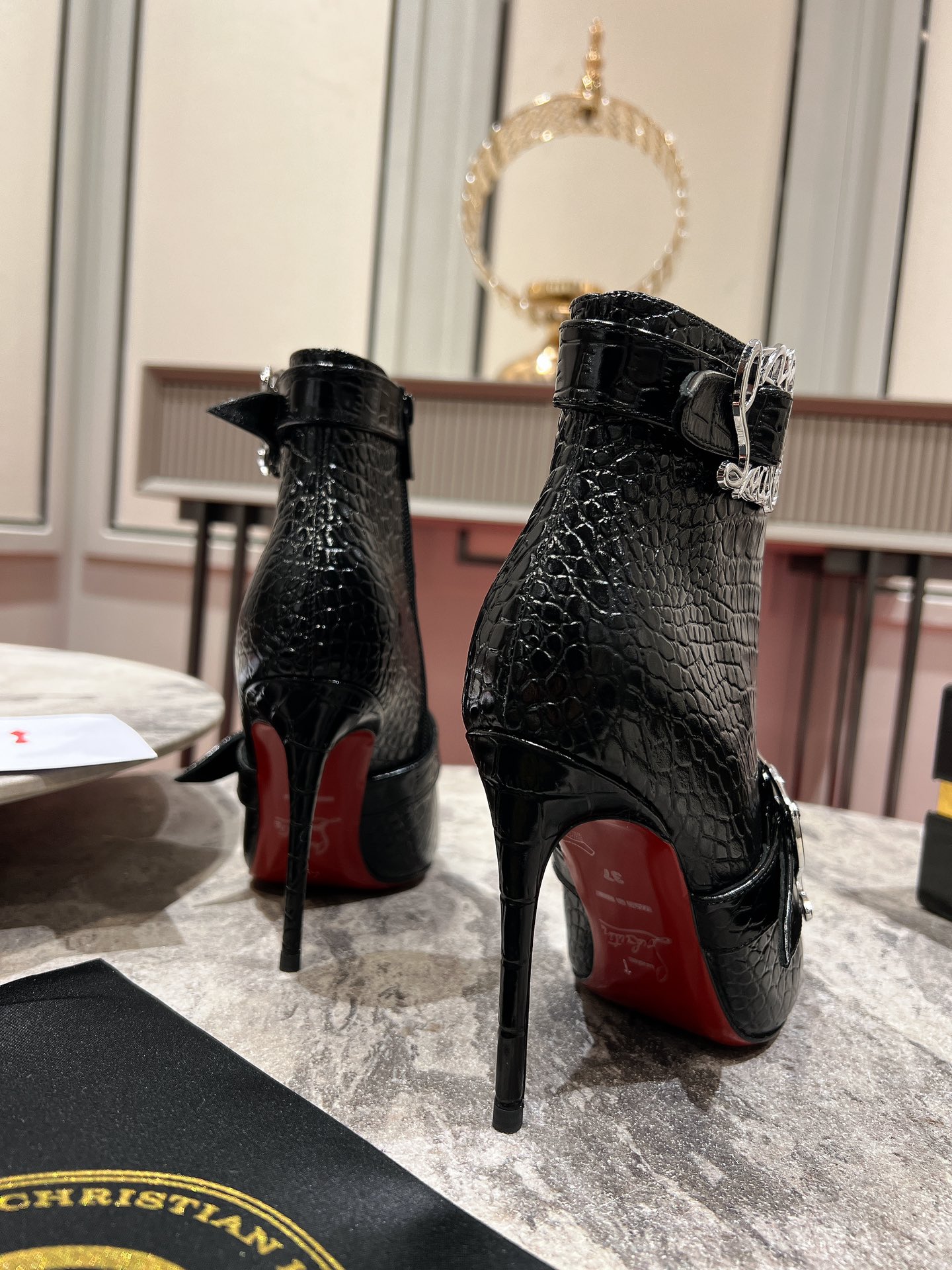 Louboutin Giddylina Booty 100 mm Low Boots - Calf leather - Black - Women