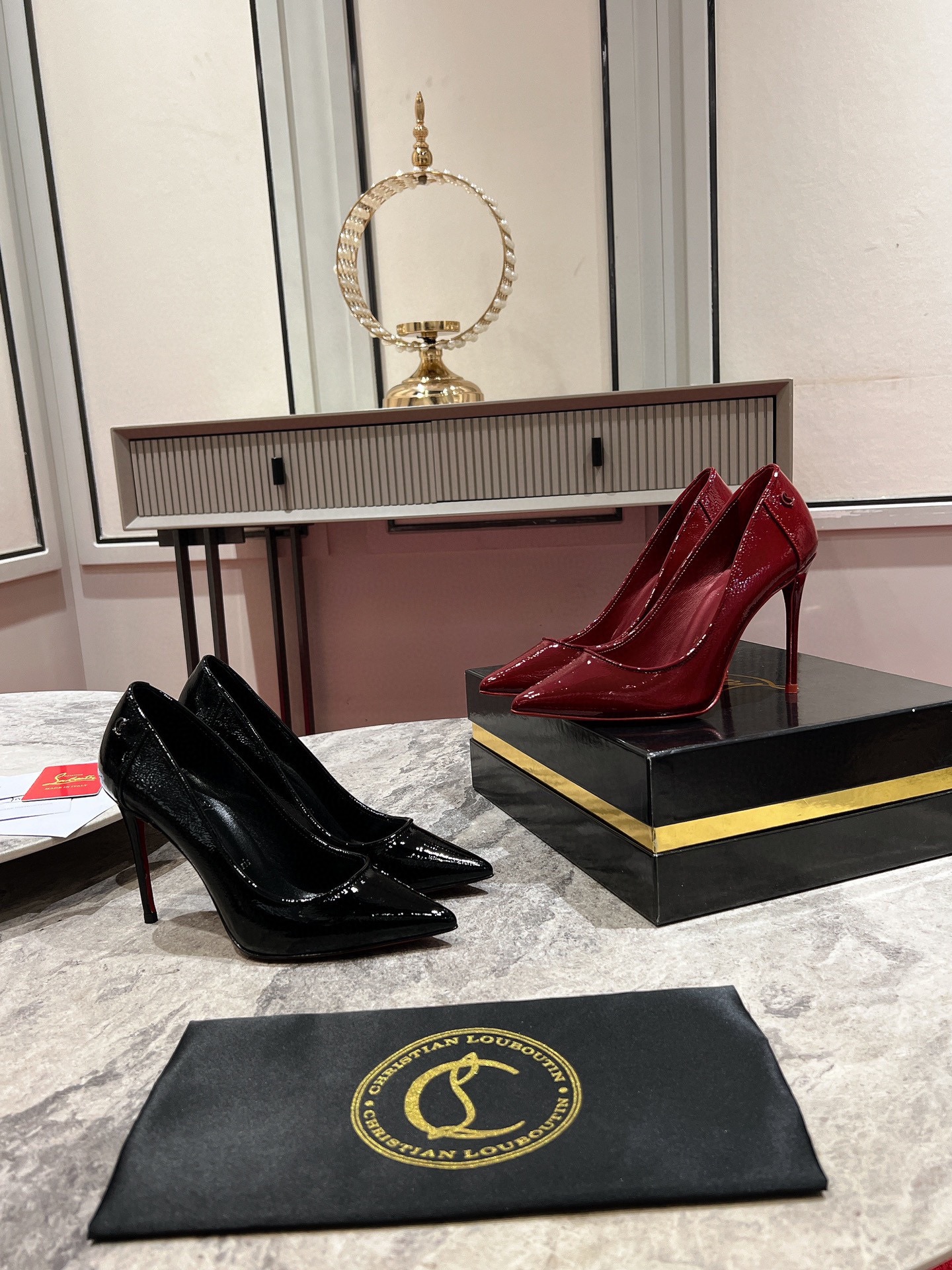 Louboutin Sporty Kate 100 mm Pumps - Vog patent leather - Loubi - Women