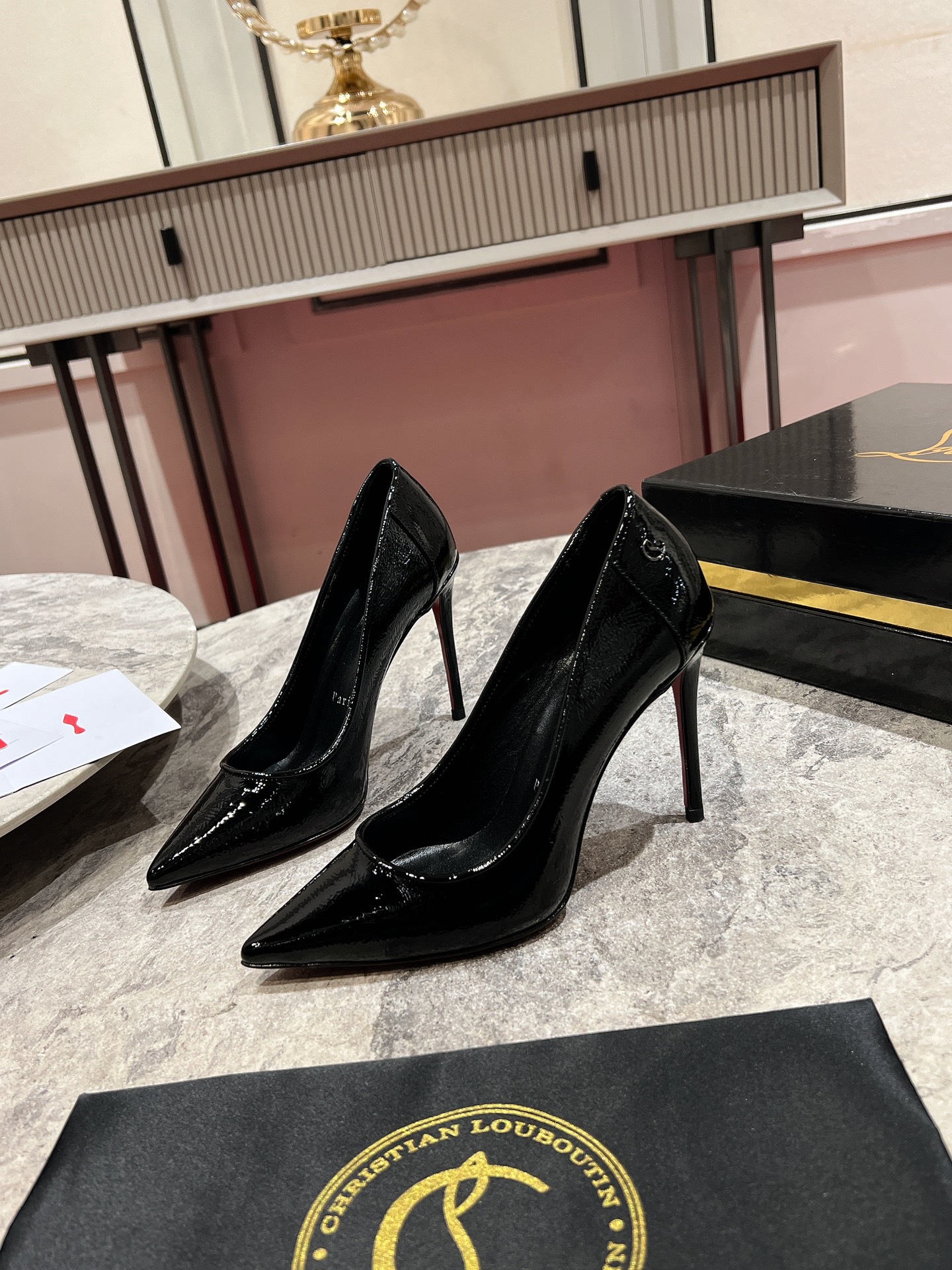 Louboutin Sporty Kate 100 mm Pumps - Vog patent leather - Loubi - Women