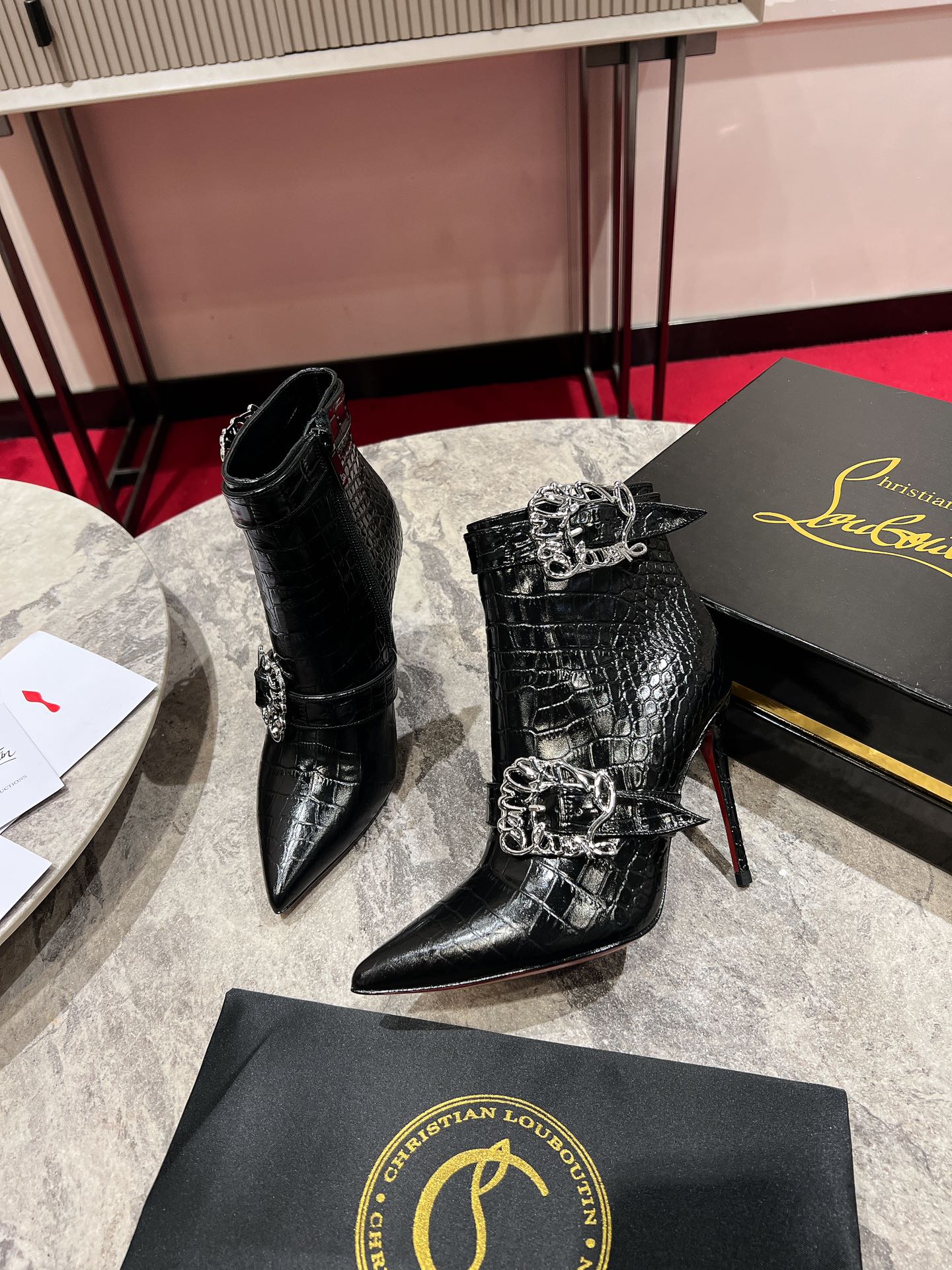 Louboutin Giddylina Booty 100 mm Low Boots - Calf leather - Black - Women
