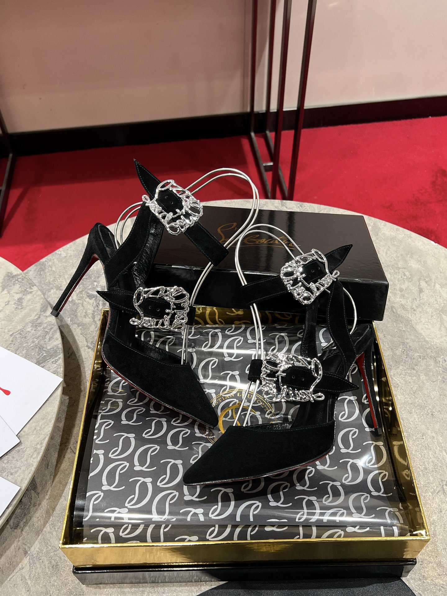 Louboutn GIDDYLINA - 100 MM STRAPPY PUMPS - NAPPA LEATHER - BLACK - WOMEN