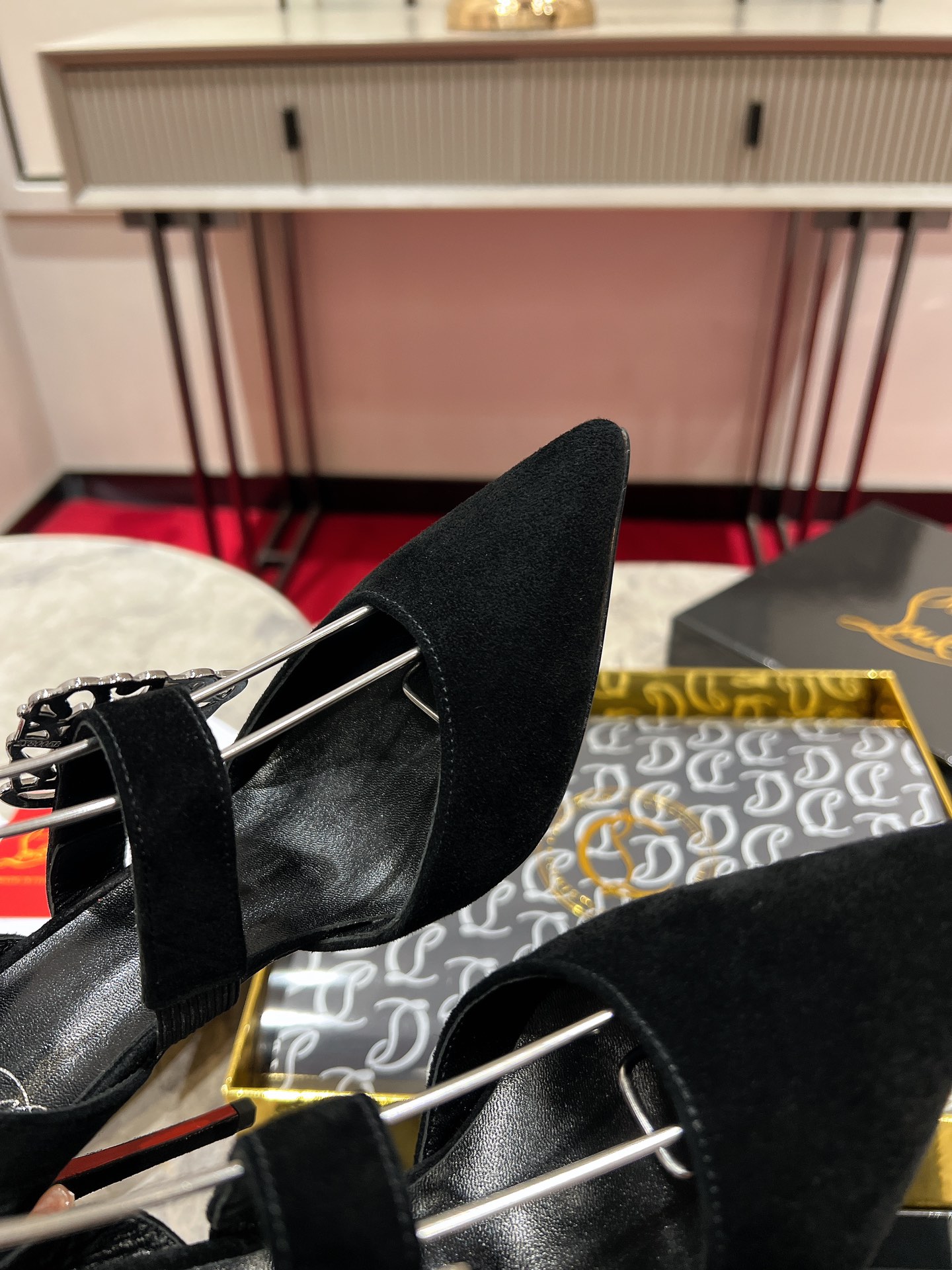 Louboutn GIDDYLINA - 100 MM STRAPPY PUMPS - NAPPA LEATHER - BLACK - WOMEN