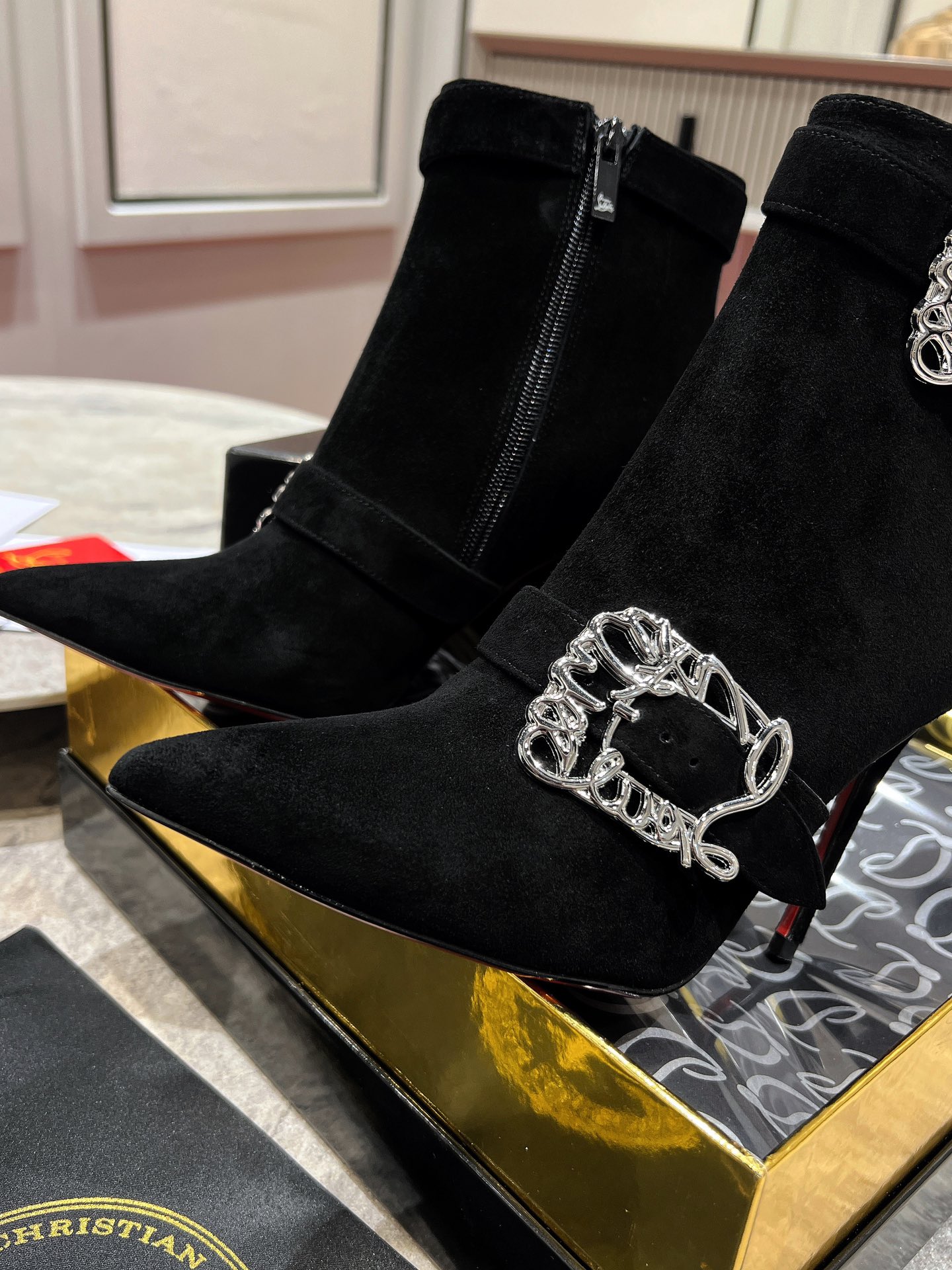 Louboutin Giddylina Booty 100 mm Low Boots - Calf leather - Black - Women