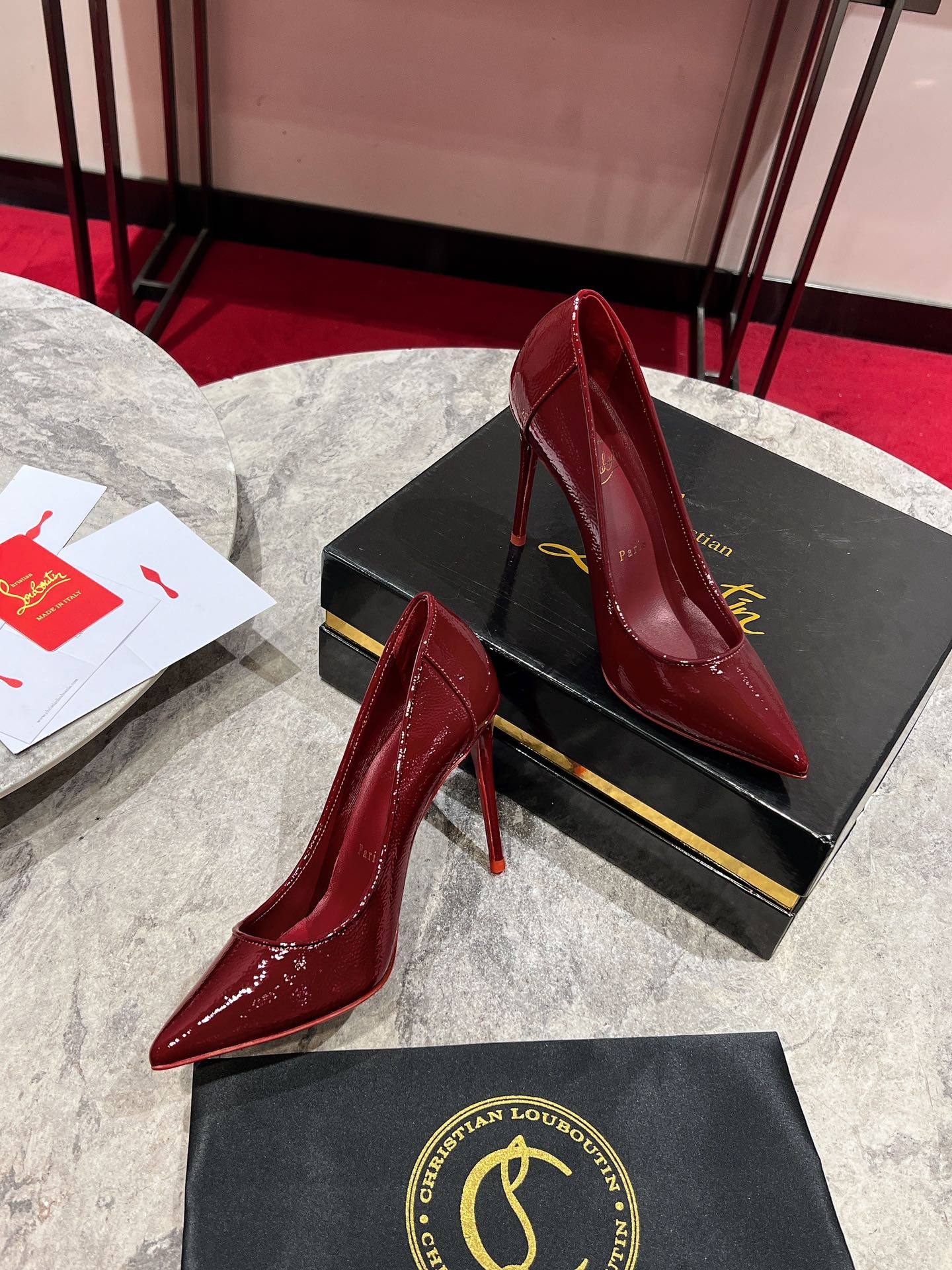 Louboutin Sporty Kate 100 mm Pumps - Vog patent leather - Loubi - Women