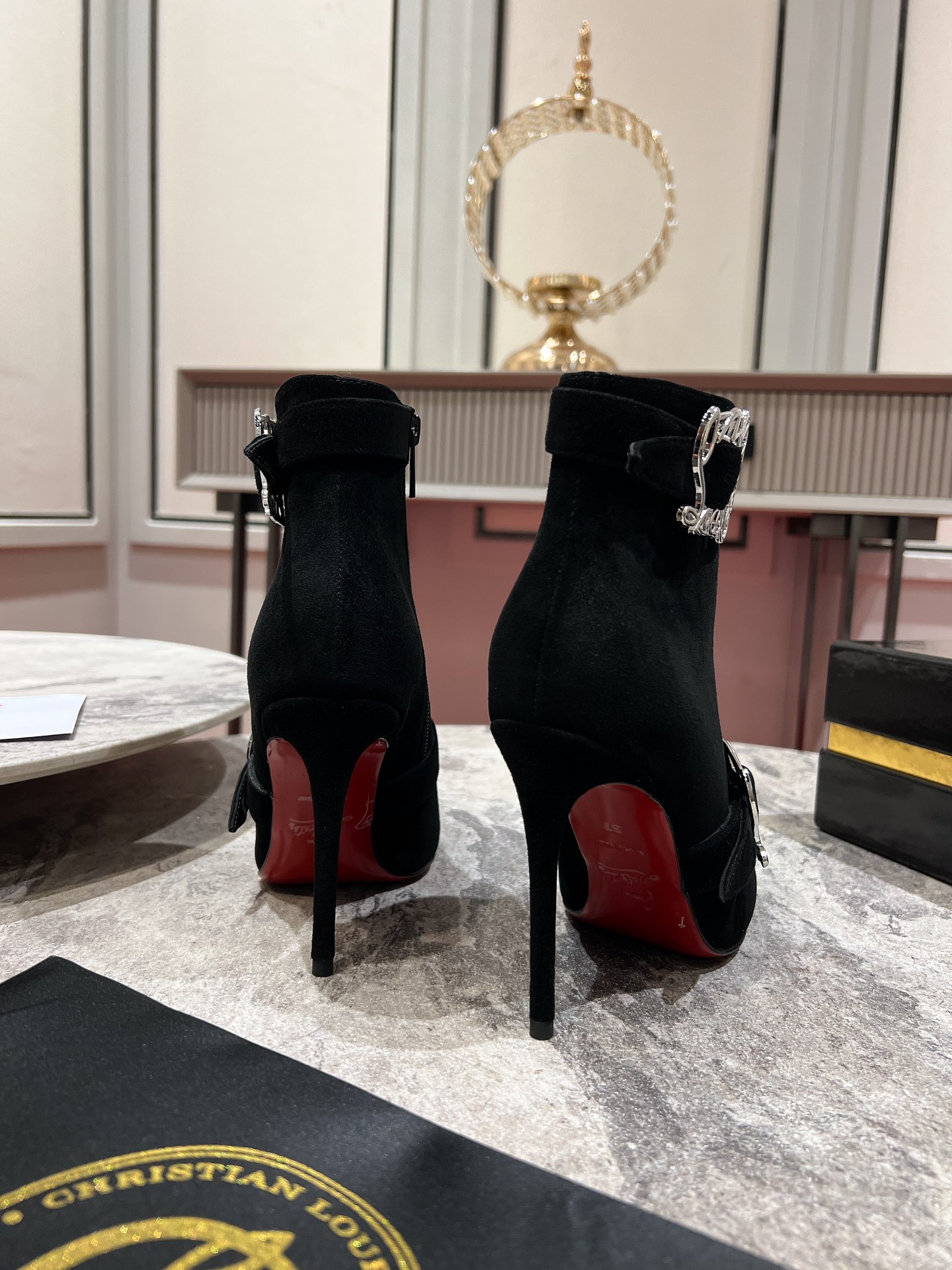 Louboutin Giddylina Booty 100 mm Low Boots - Calf leather - Black - Women