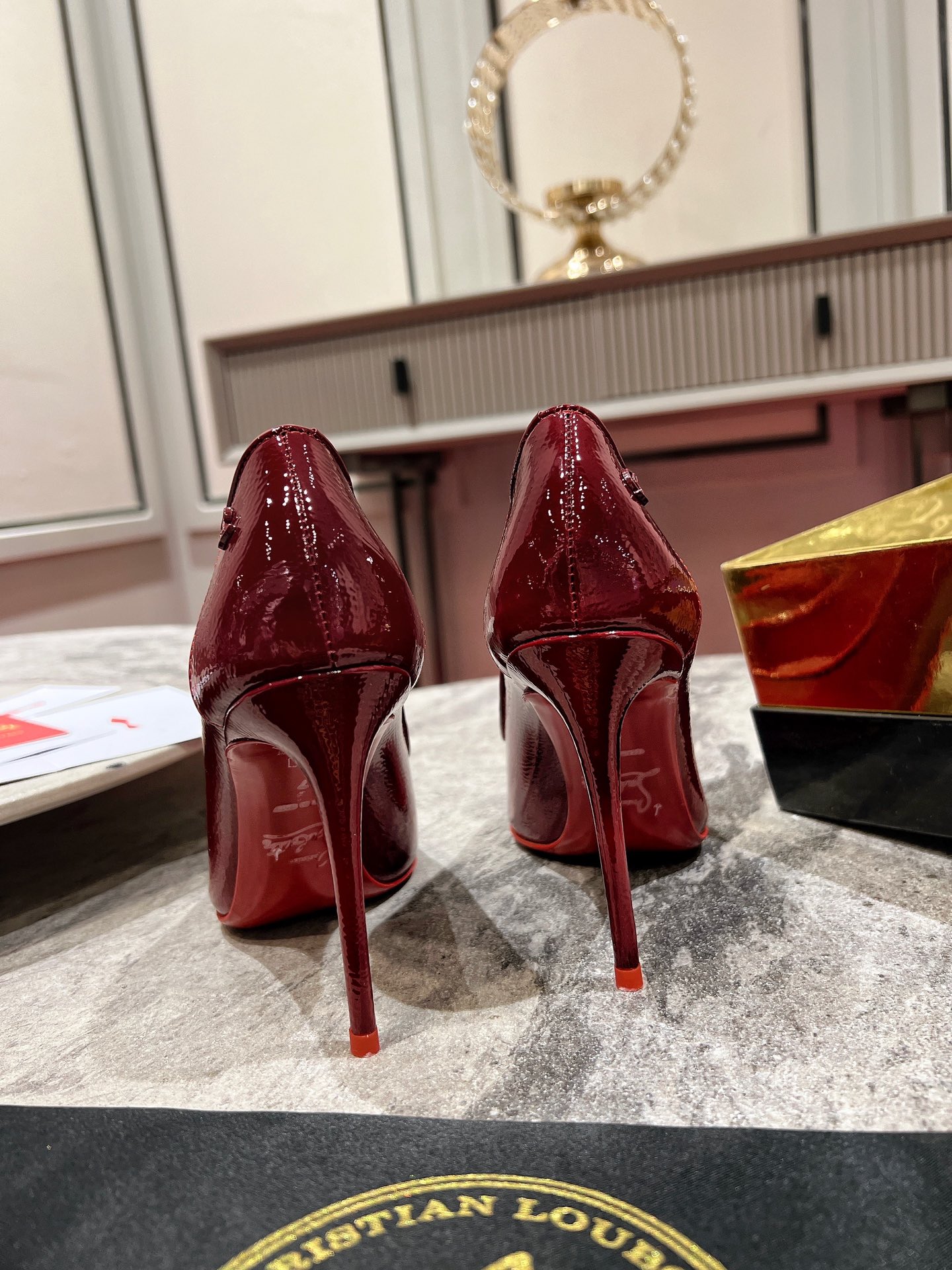 Louboutin Sporty Kate 100 mm Pumps - Vog patent leather - Loubi - Women