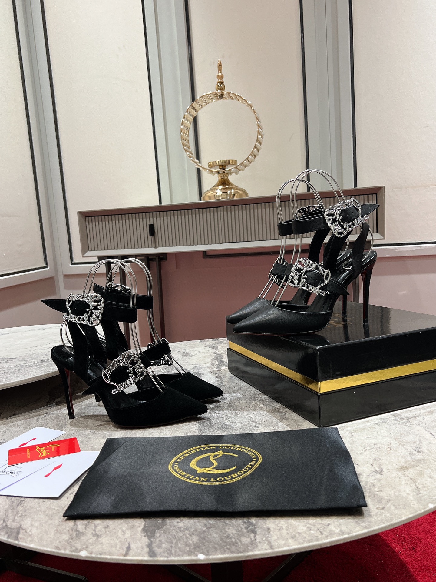 Louboutn GIDDYLINA - 100 MM STRAPPY PUMPS - NAPPA LEATHER - BLACK - WOMEN