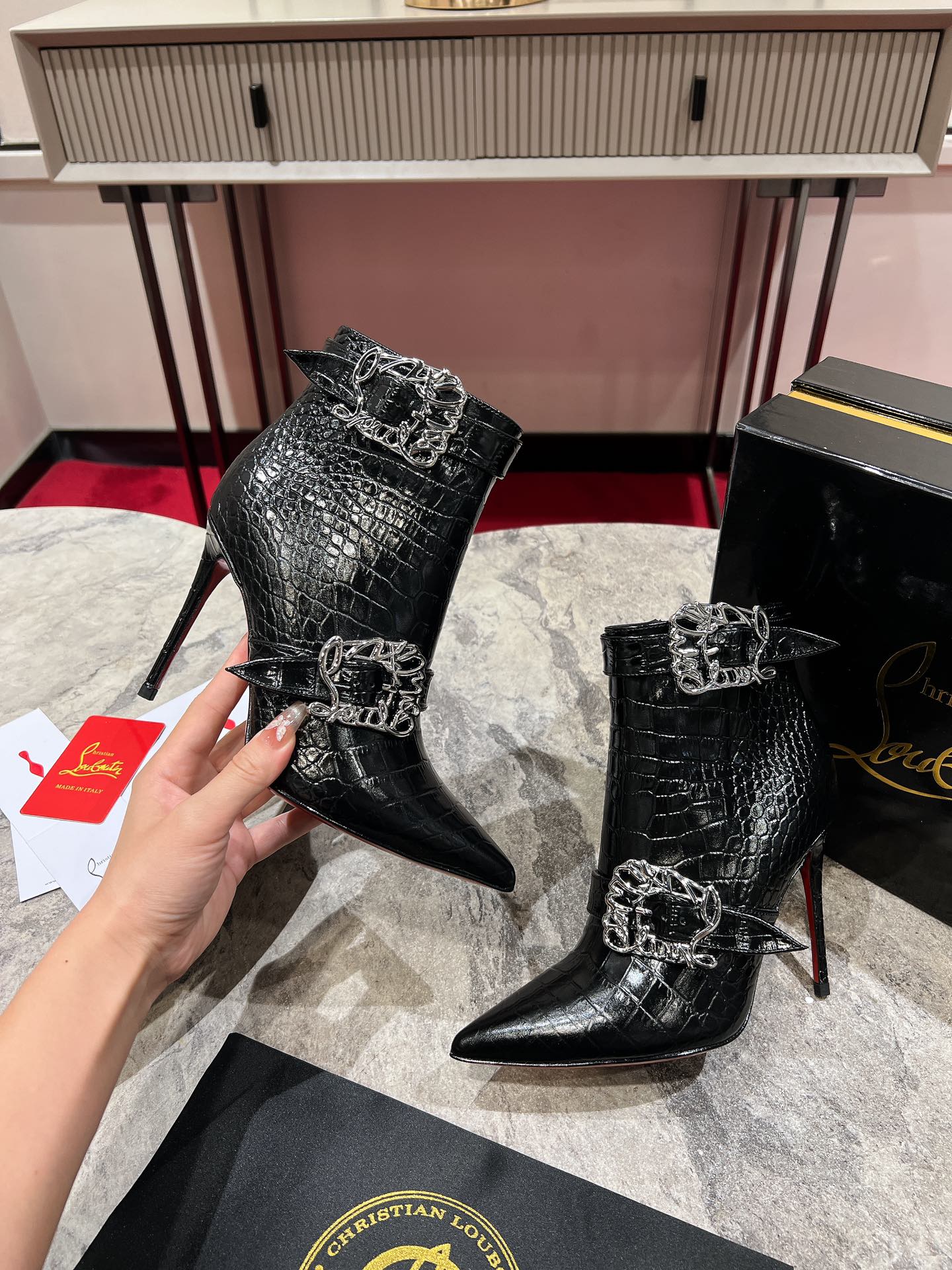 Louboutin Giddylina Booty 100 mm Low Boots - Calf leather - Black - Women