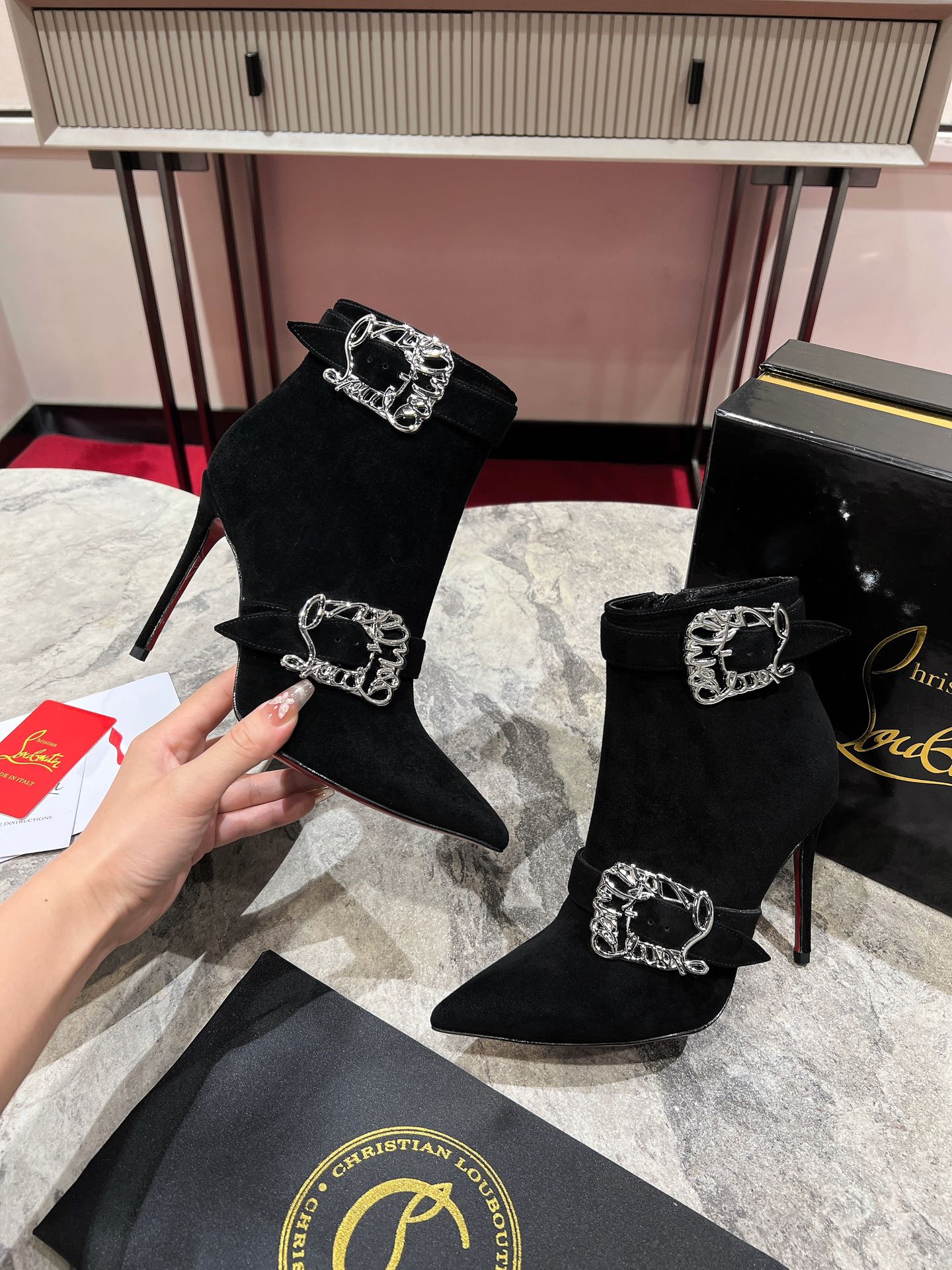 Louboutin Giddylina Booty 100 mm Low Boots - Calf leather - Black - Women