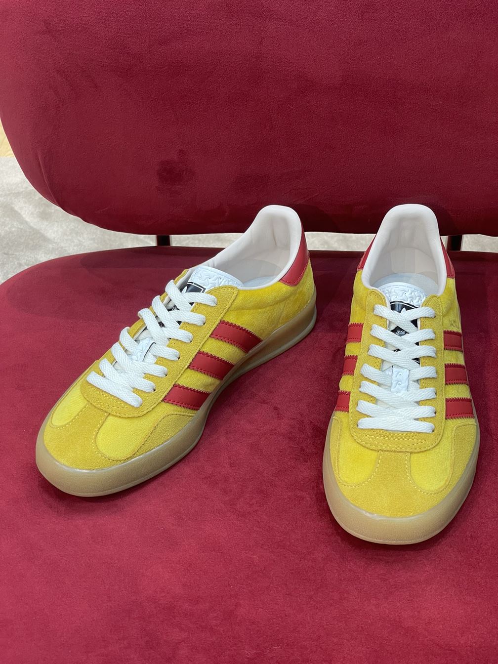 GUCCI X ADIDAS MENS GAZELLE SNEAKER   GCC023