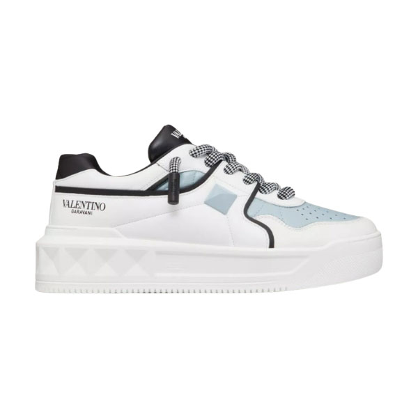 VALENTINO ONE STUD XL NAPPA LEATHER LOW-TOP SNEAKER   VN007