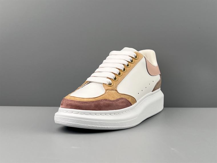 ALEXANDER MCQUEEN OVERSIZED SNEAKER   ALD038