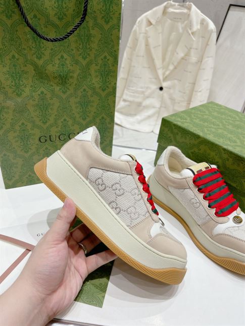 GUCCI SCREENER SNEAKERS IN GG LUREX AND NABUK   GCC123