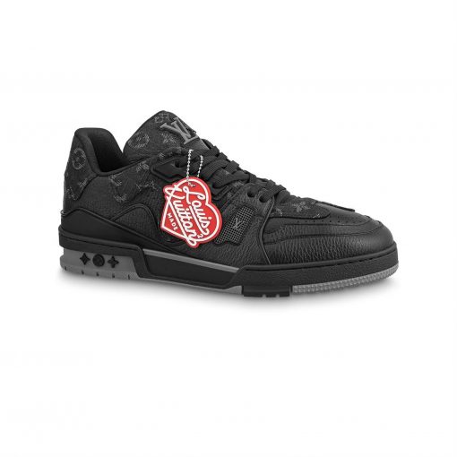 LOUIS VUITTON TRAINER SNEAKER   LVS045