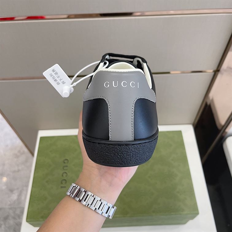 GUCCI MEN S GG SNEAKER   GCC035