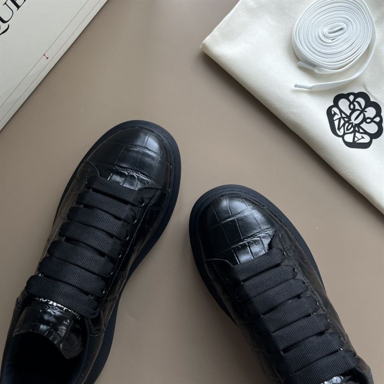 ALEXANDER MCQUEEN ALL-OVER STAMPED CROCODILE SNEAKERS   ALD019